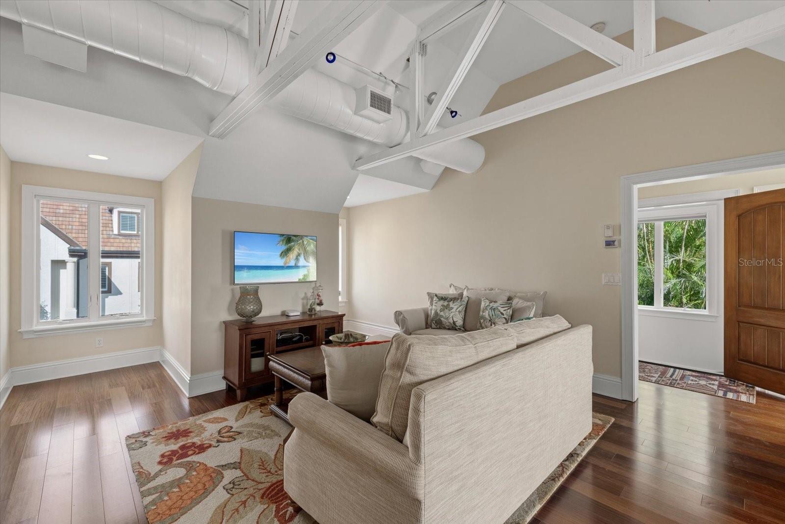 A4659292 Property Photo