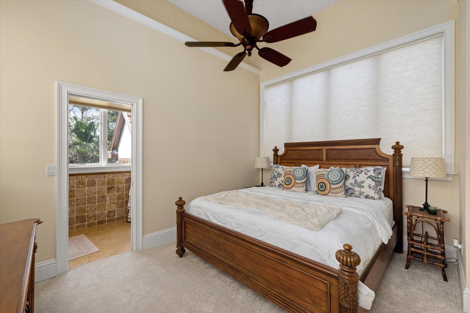 A4659292 Property Photo