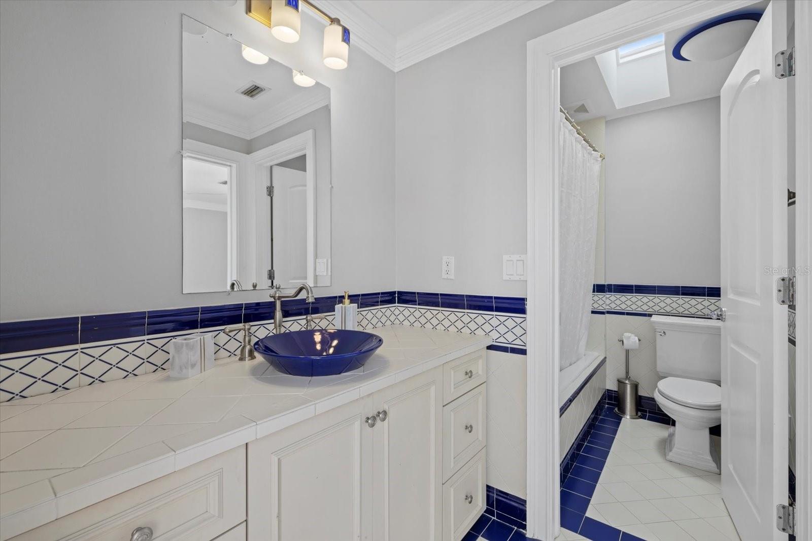 A4659292 Property Photo