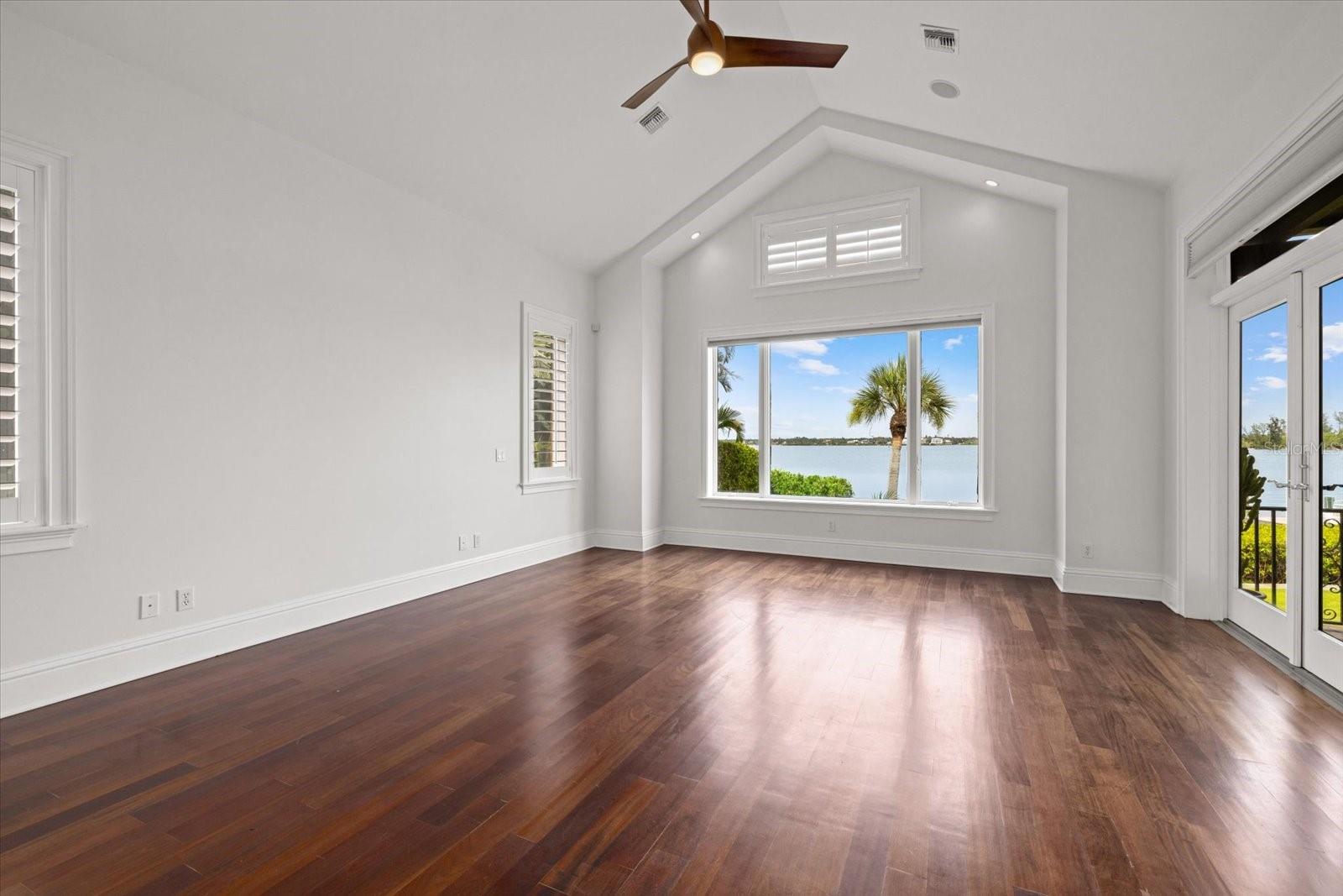 A4659292 Property Photo