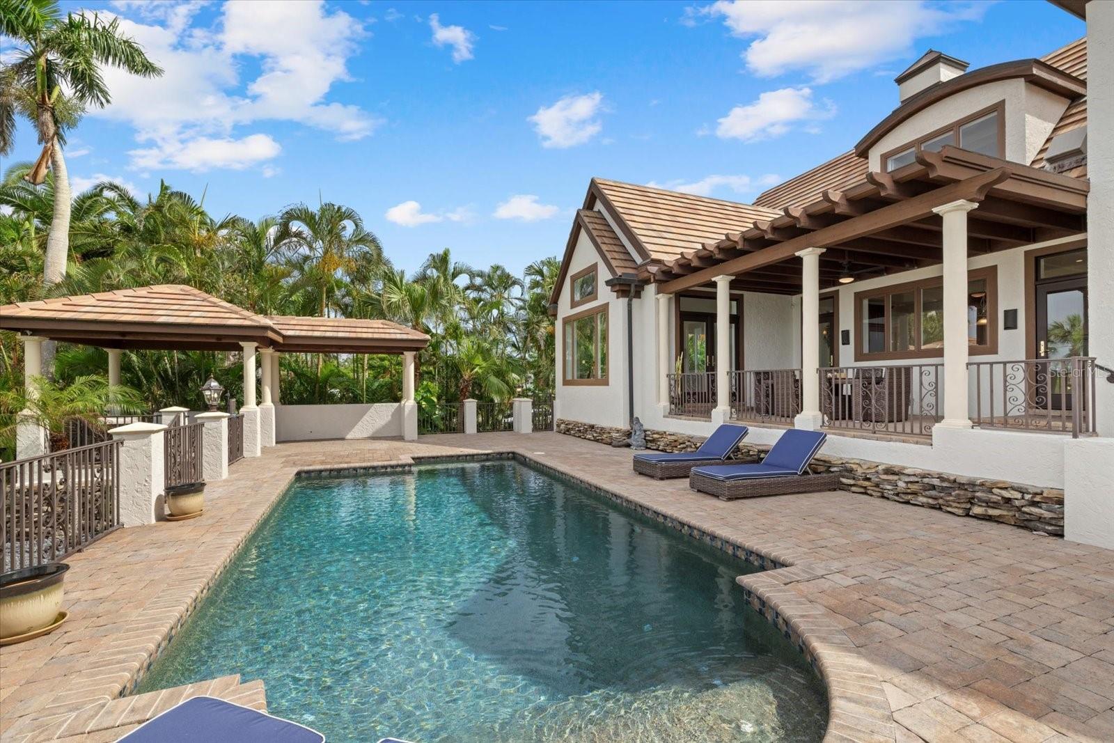 A4659292 Property Photo