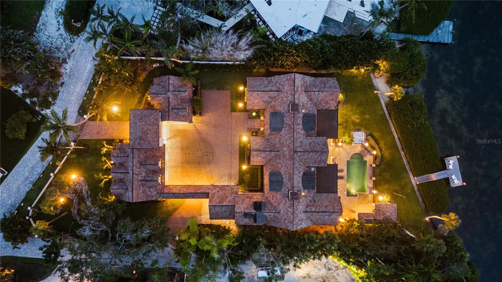 A4659292 Property Photo