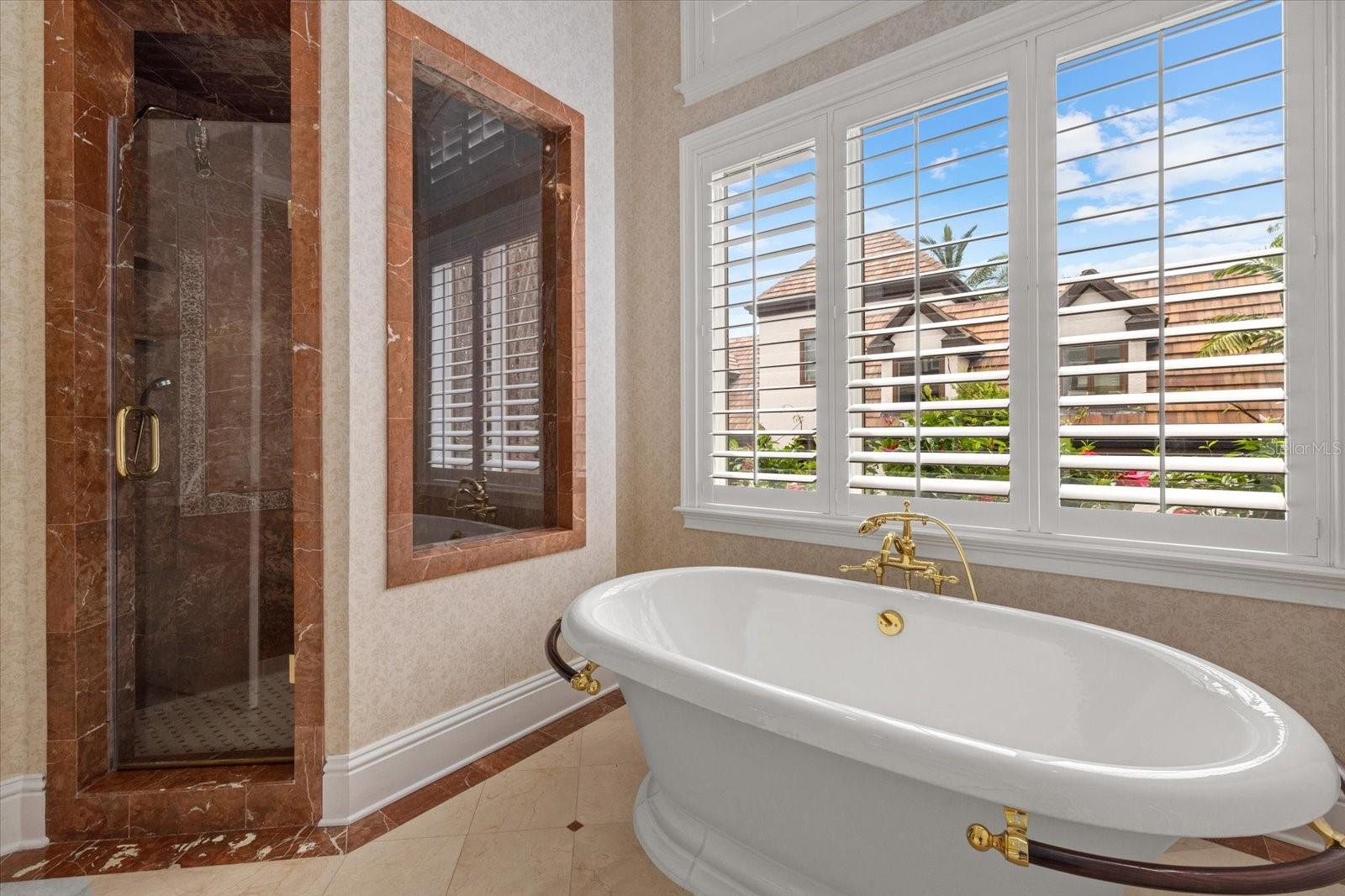 A4659292 Property Photo