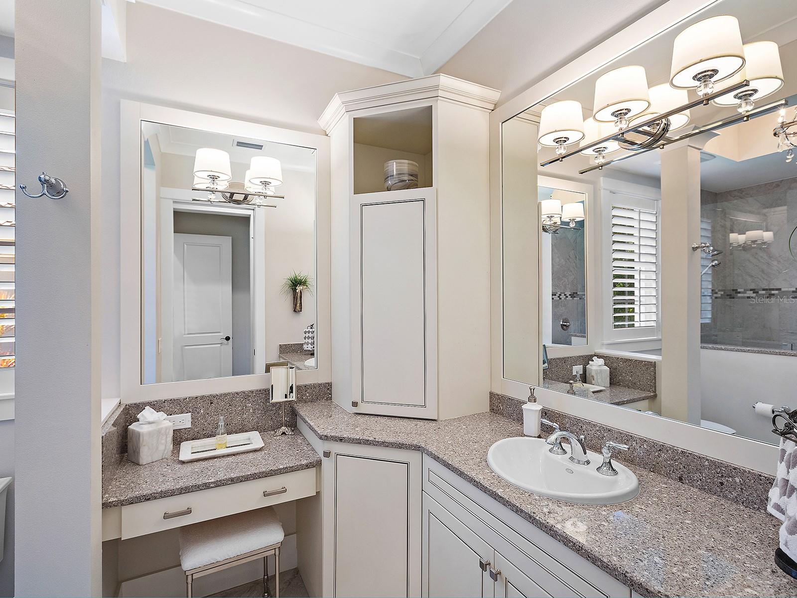 A4659298 Property Photo