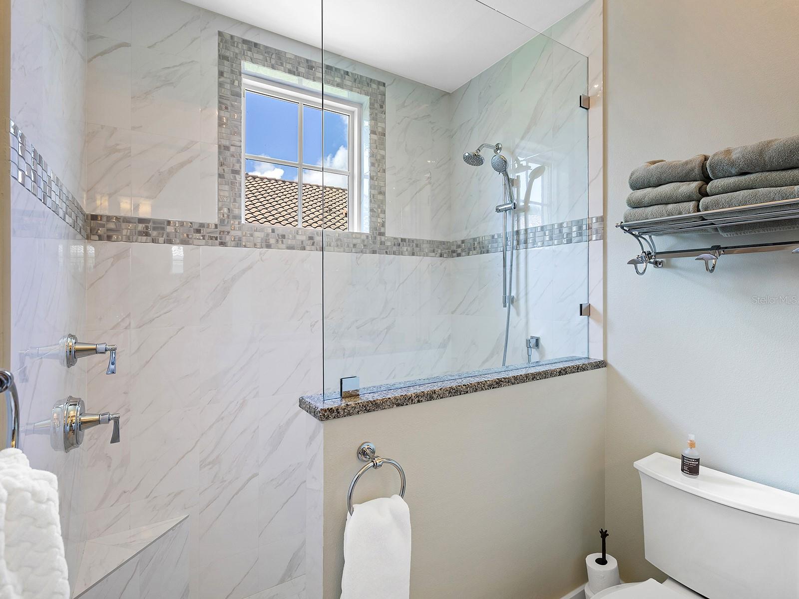 A4659298 Property Photo
