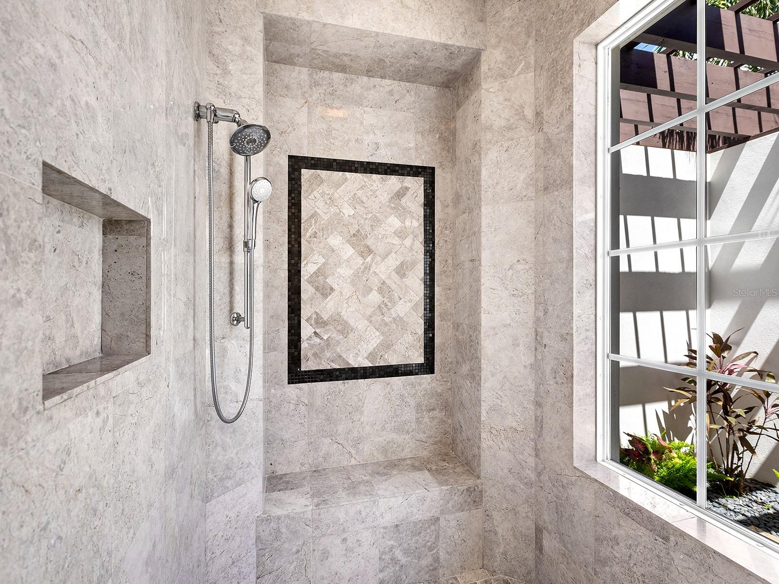 A4659298 Property Photo
