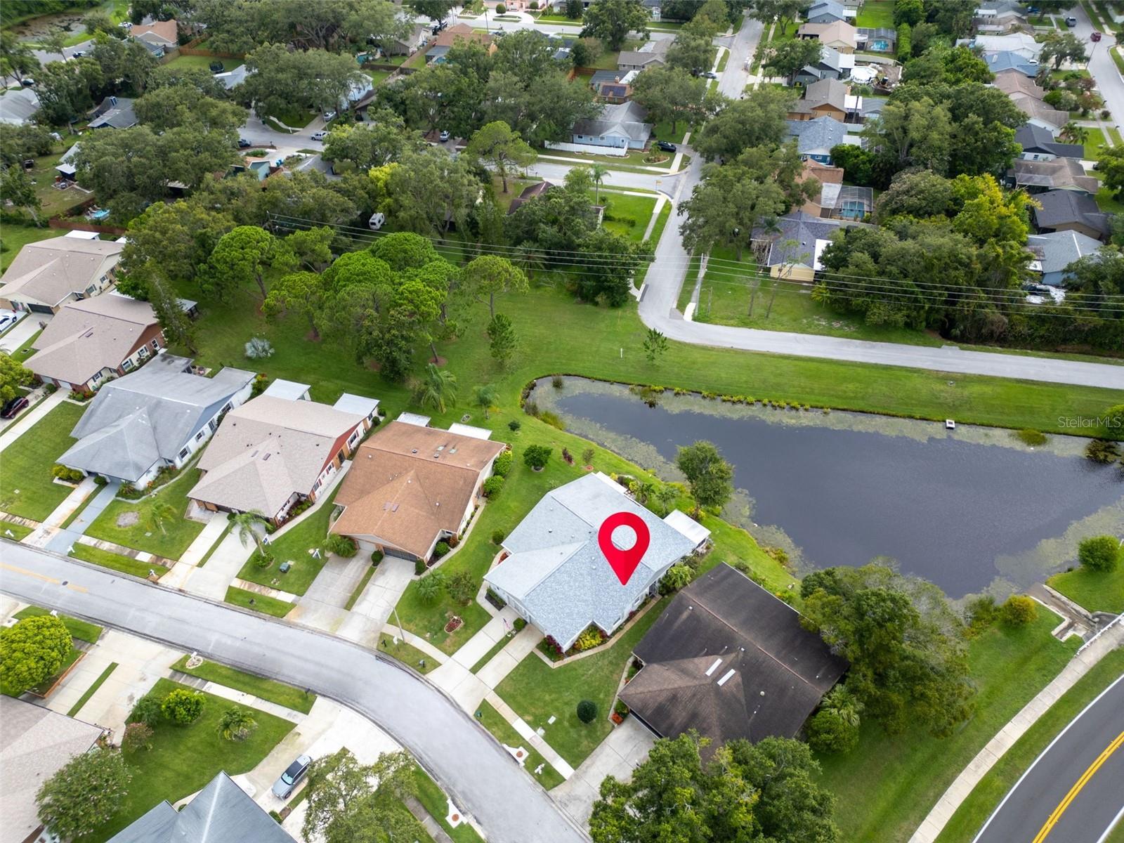 Perfectly located with no rear neighbors~