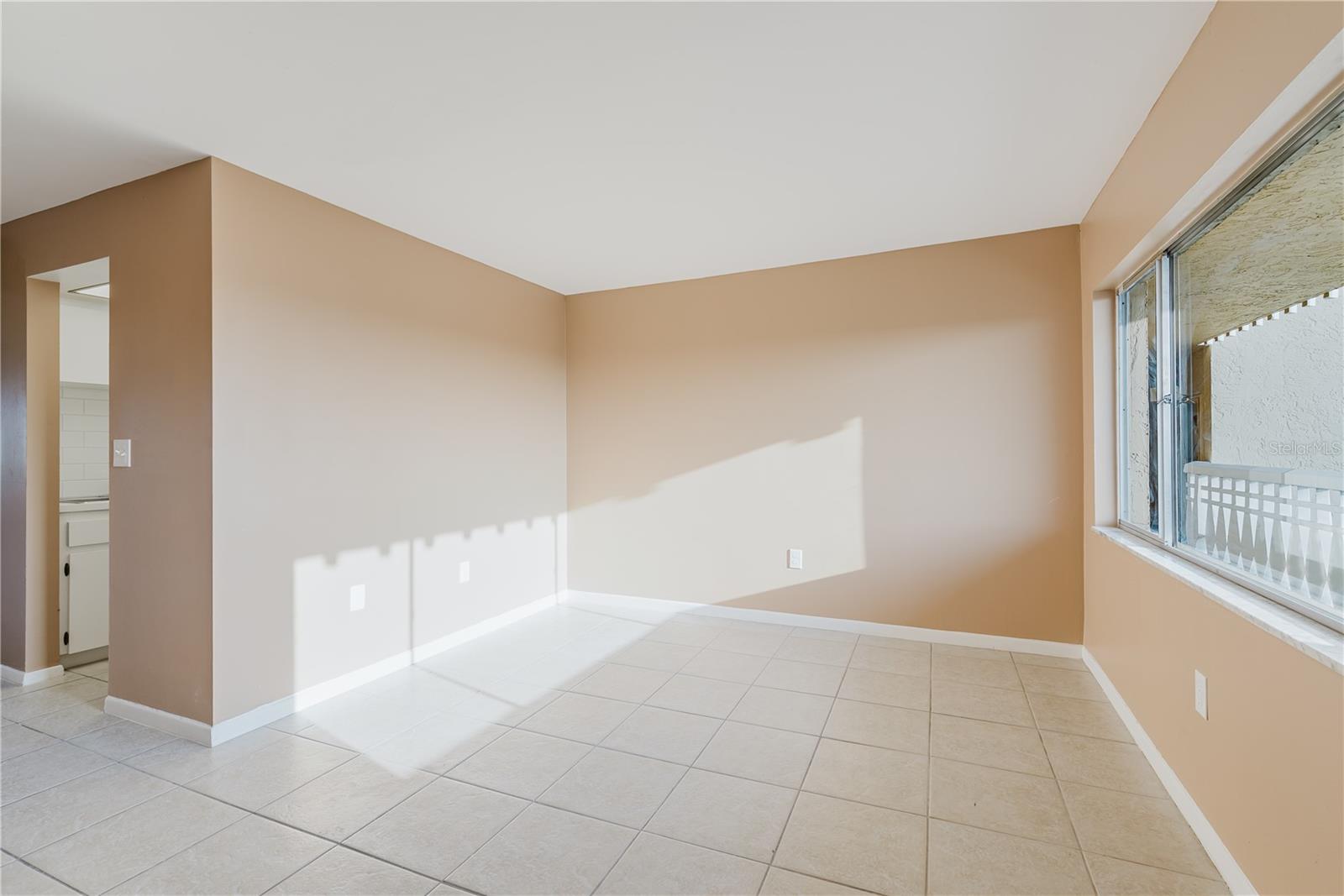 TB8408752 Property Photo