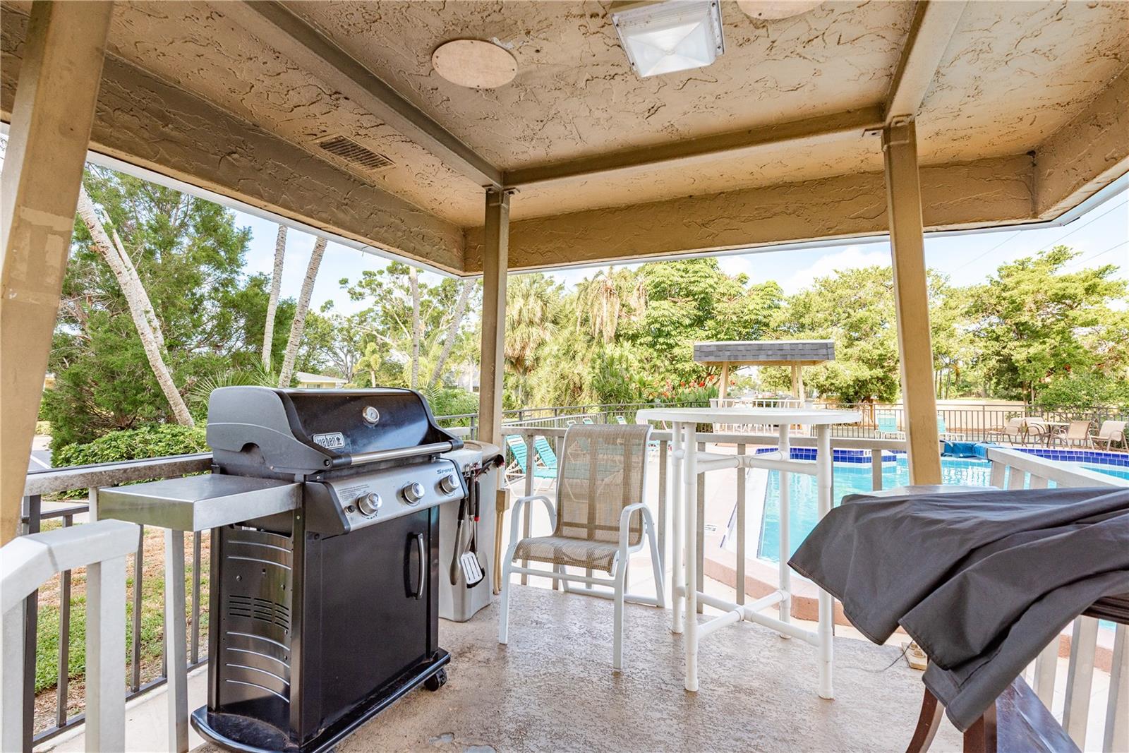 TB8408752 Property Photo