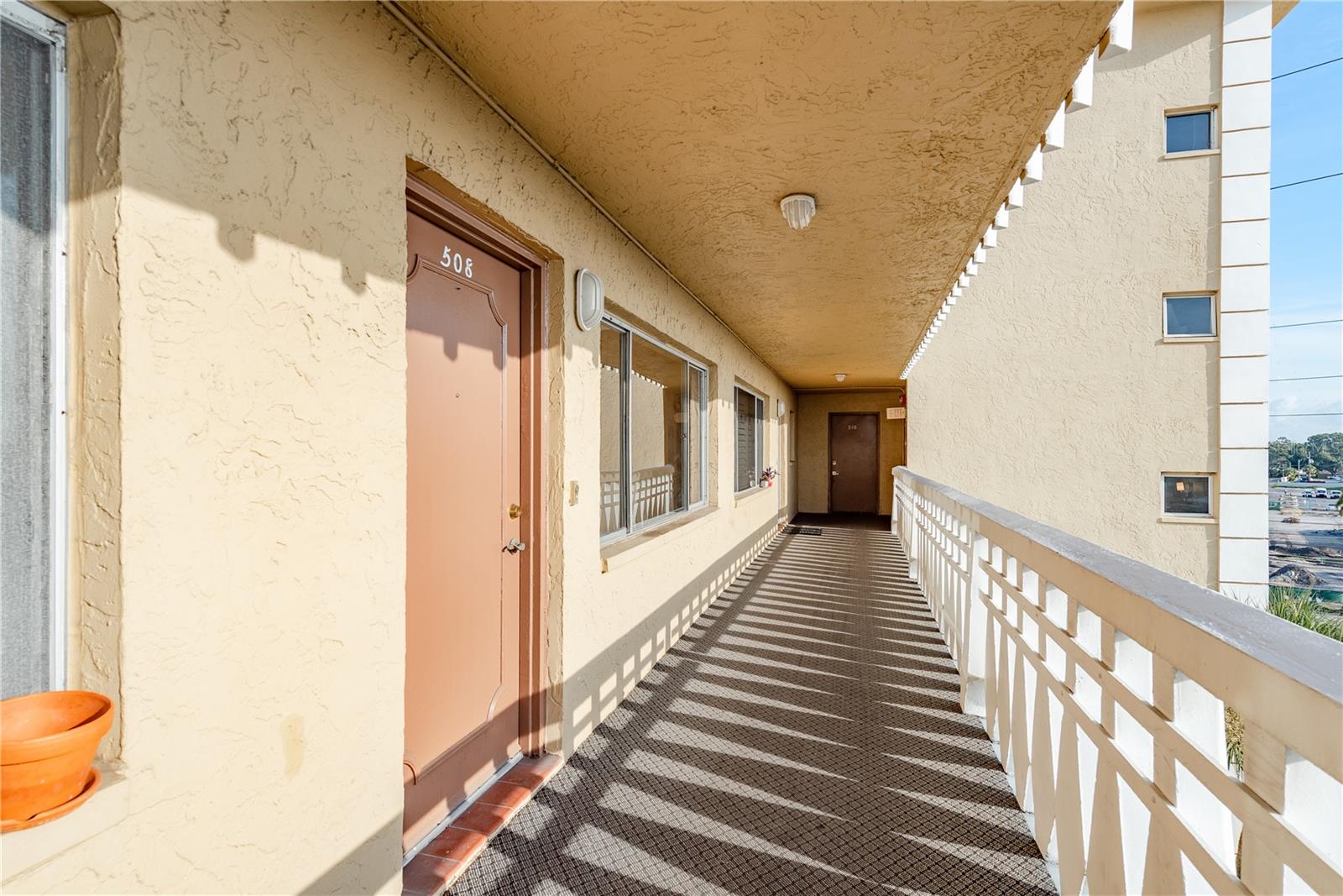 TB8408752 Property Photo