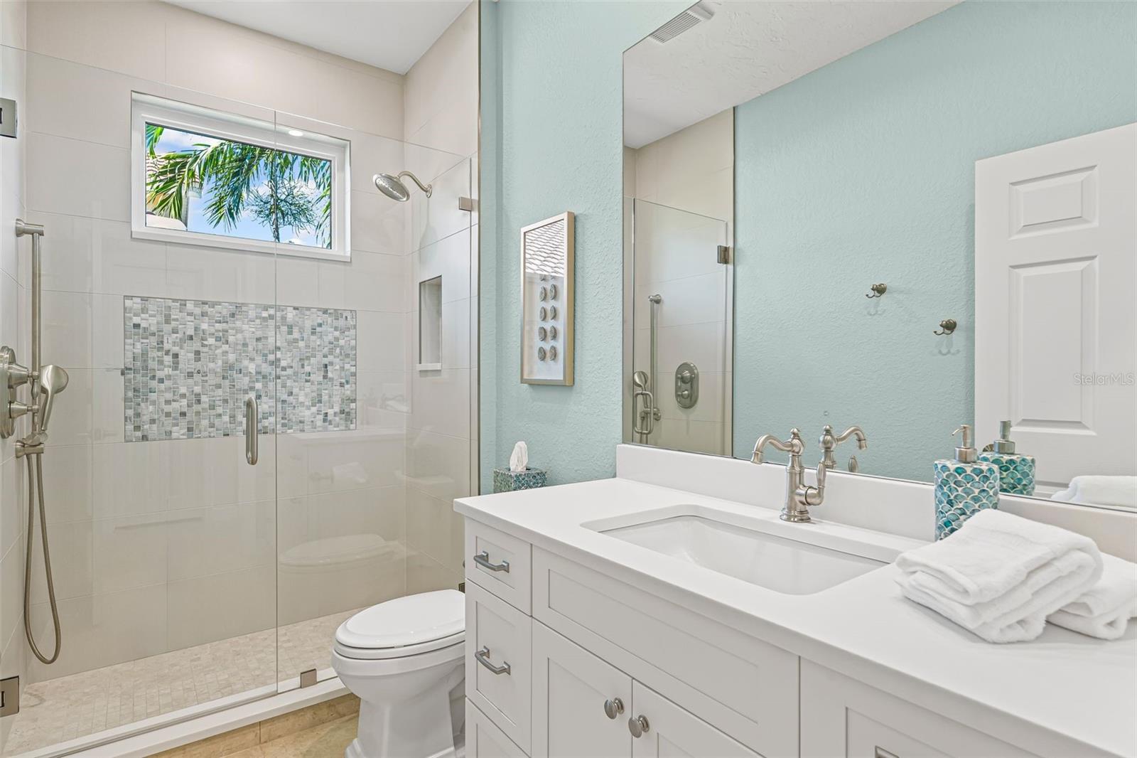 A4659323 Property Photo