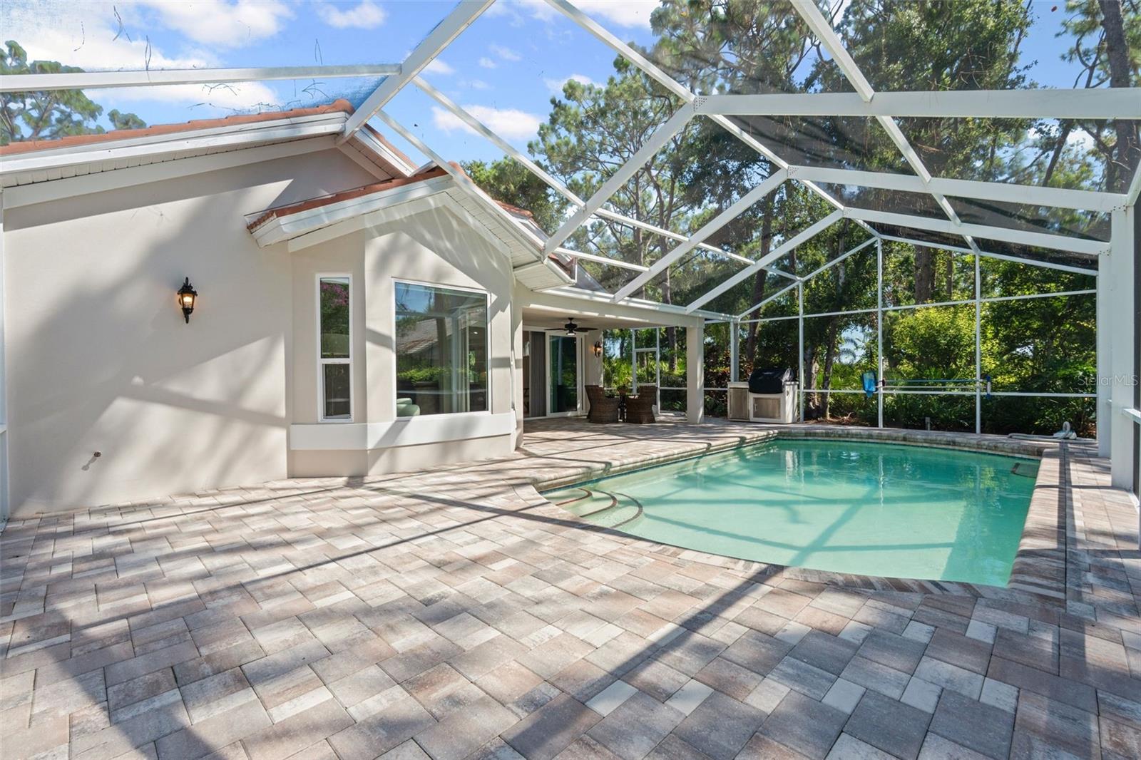 A4659323 Property Photo