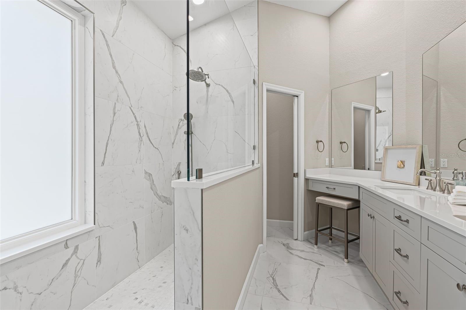 A4659323 Property Photo