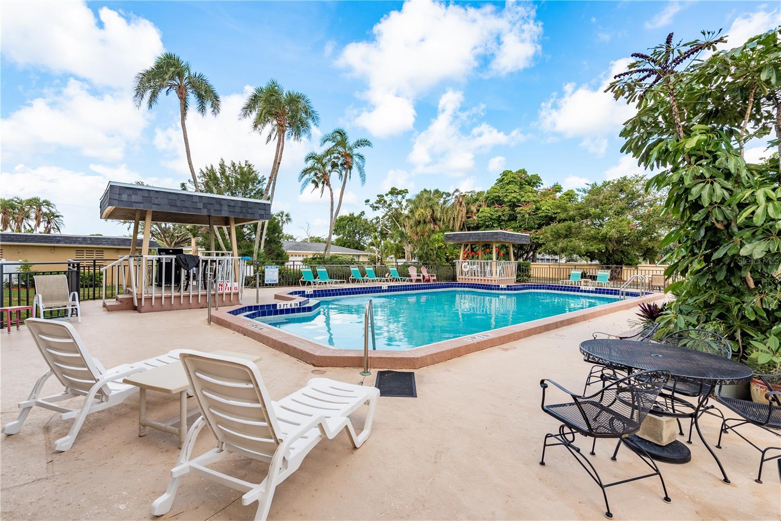 TB8408834 Property Photo