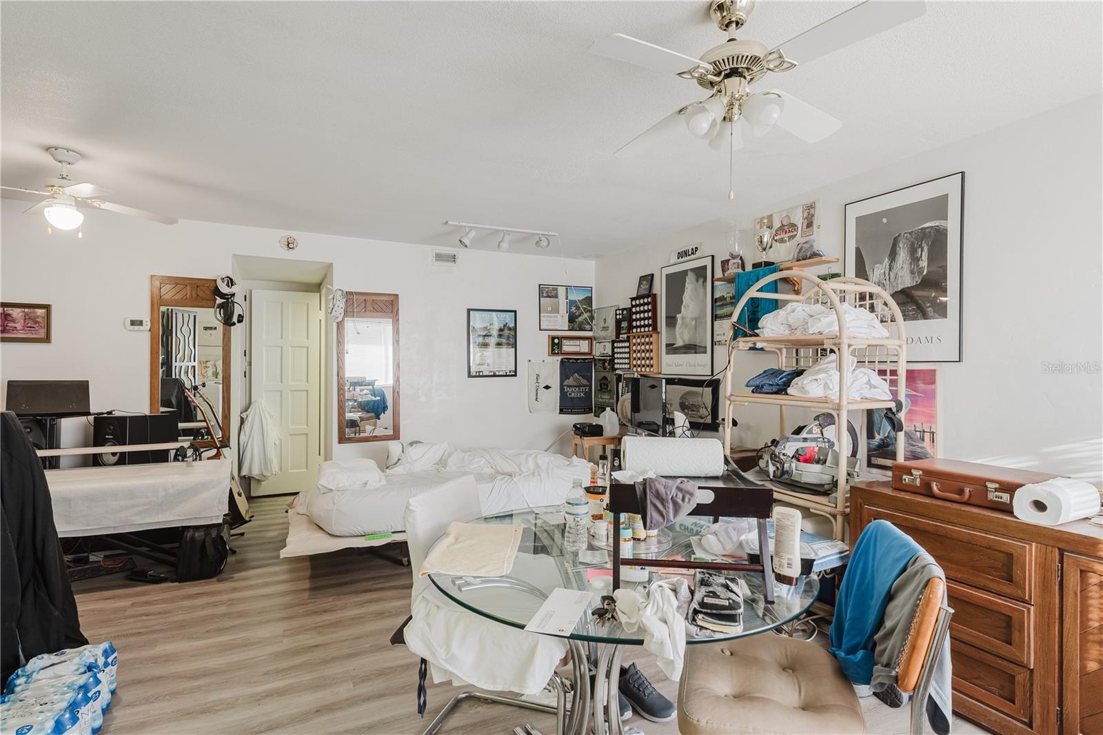 TB8408834 Property Photo