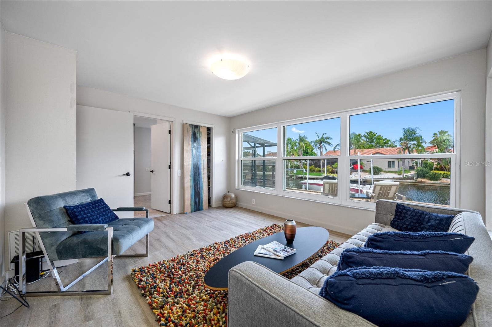 Bedroom 2 or office with ensuite pool bath