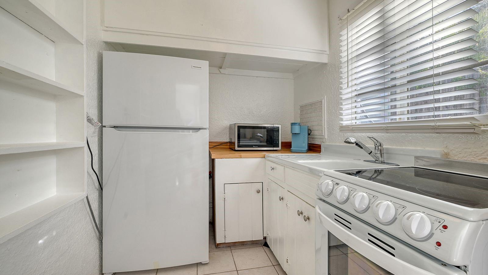 A4659396 Property Photo