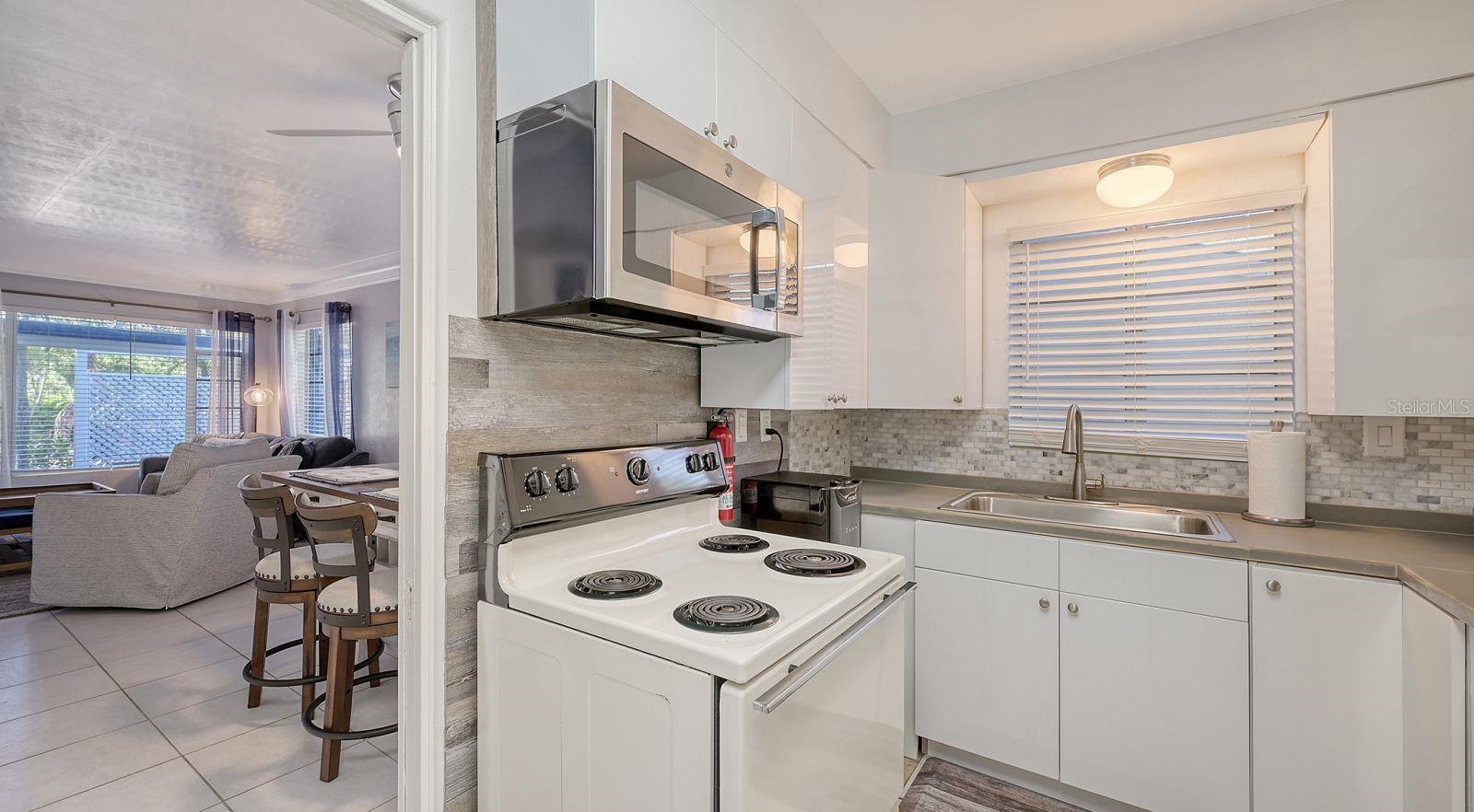 A4659396 Property Photo