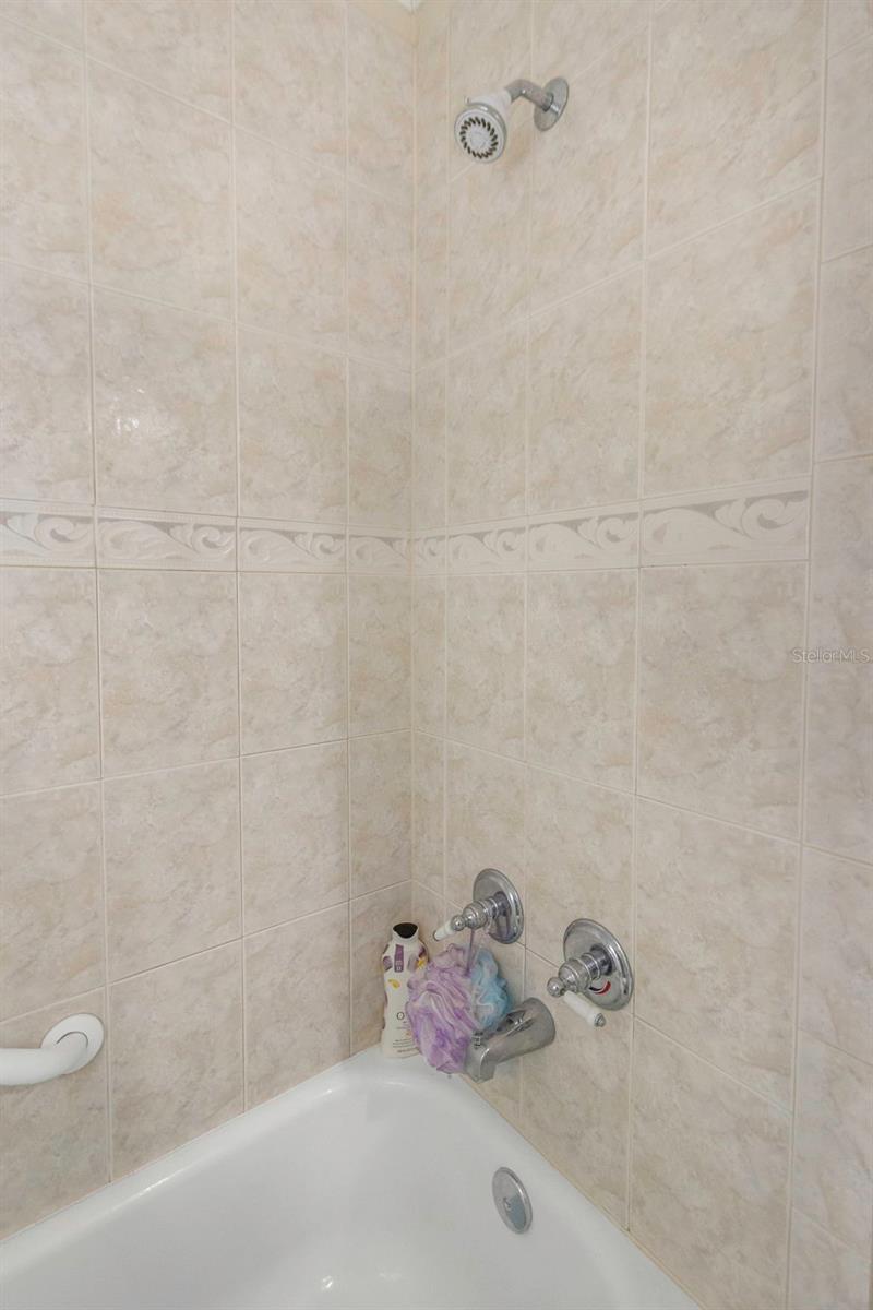 TB8409021 Property Photo