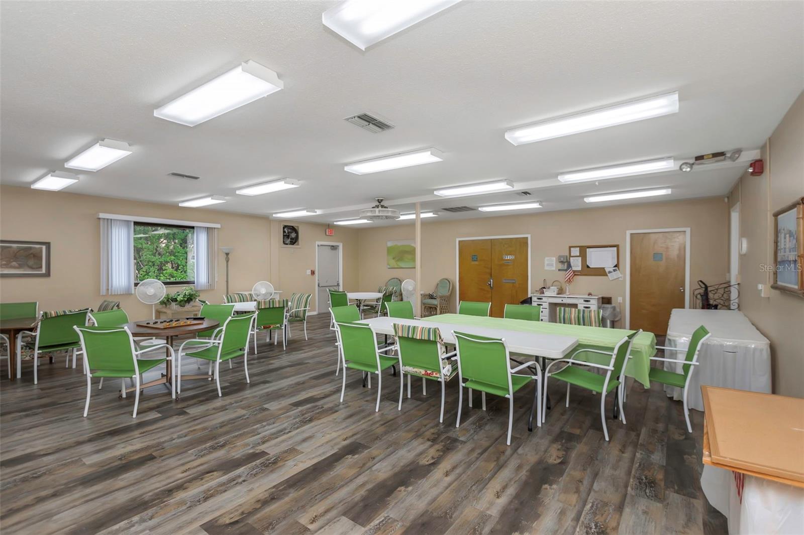 TB8409021 Property Photo