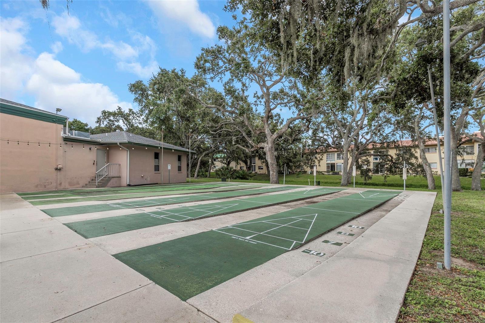 TB8409021 Property Photo