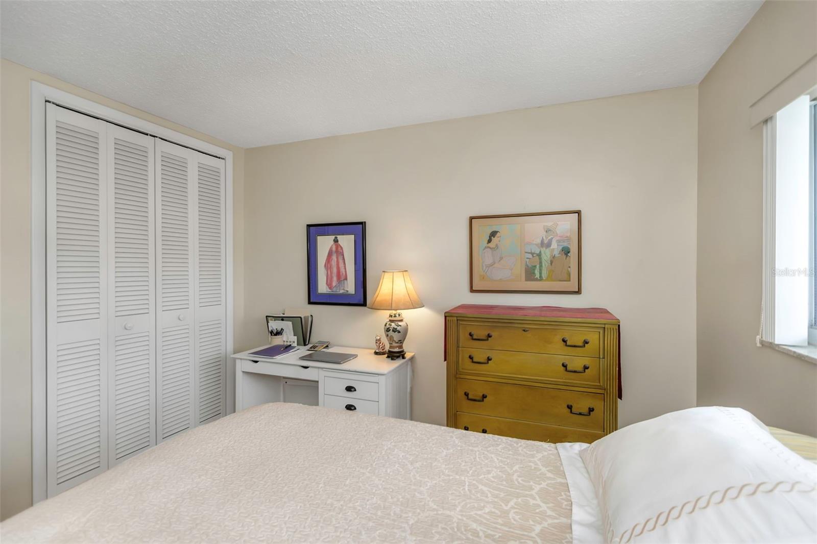 TB8409021 Property Photo