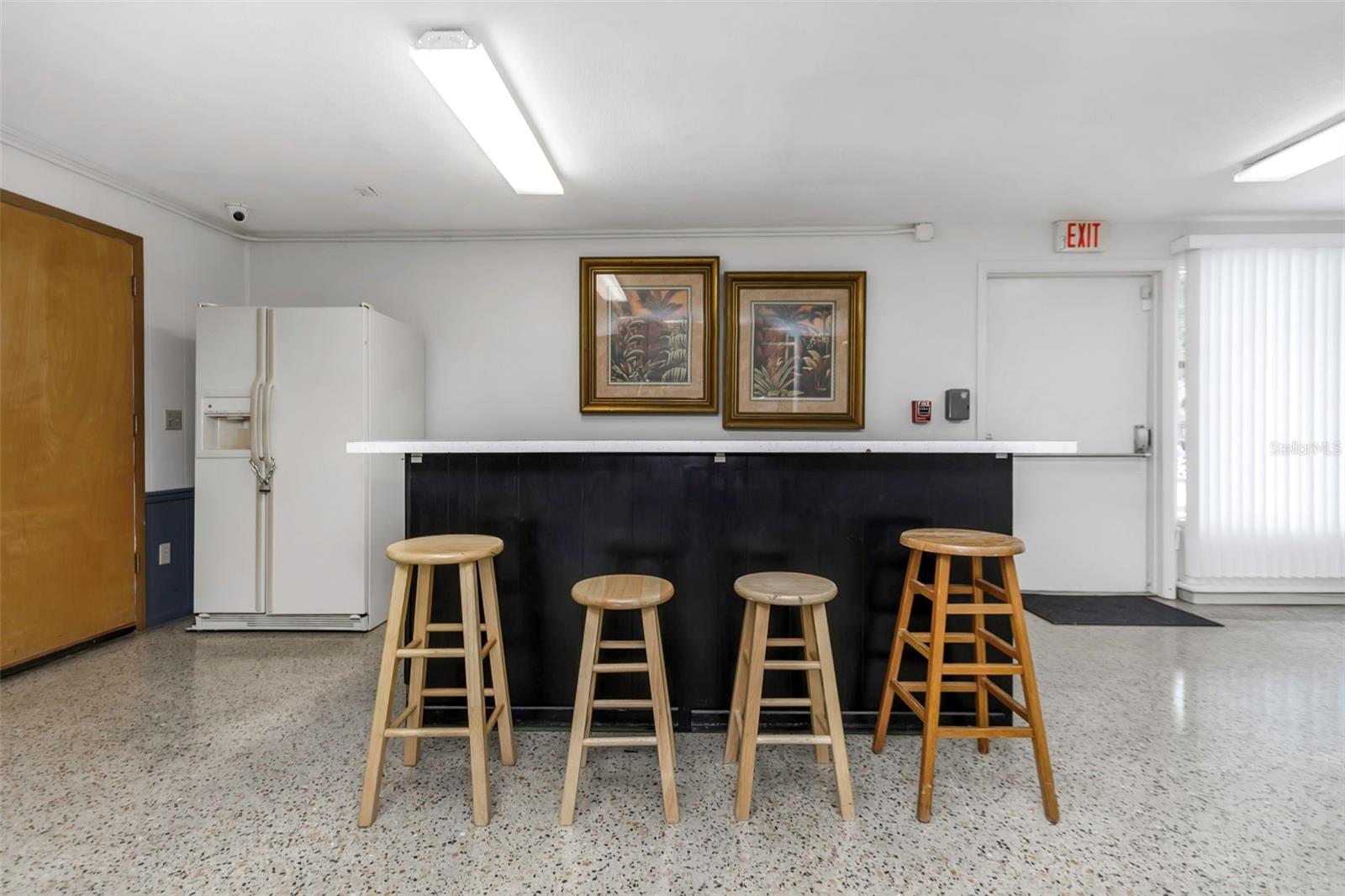 TB8409021 Property Photo