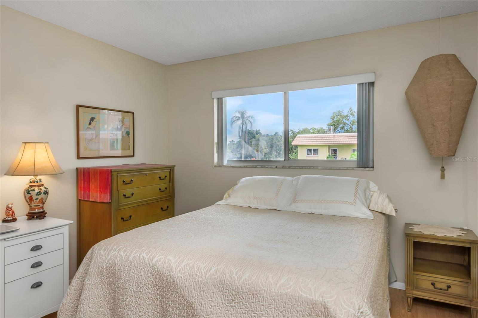 TB8409021 Property Photo