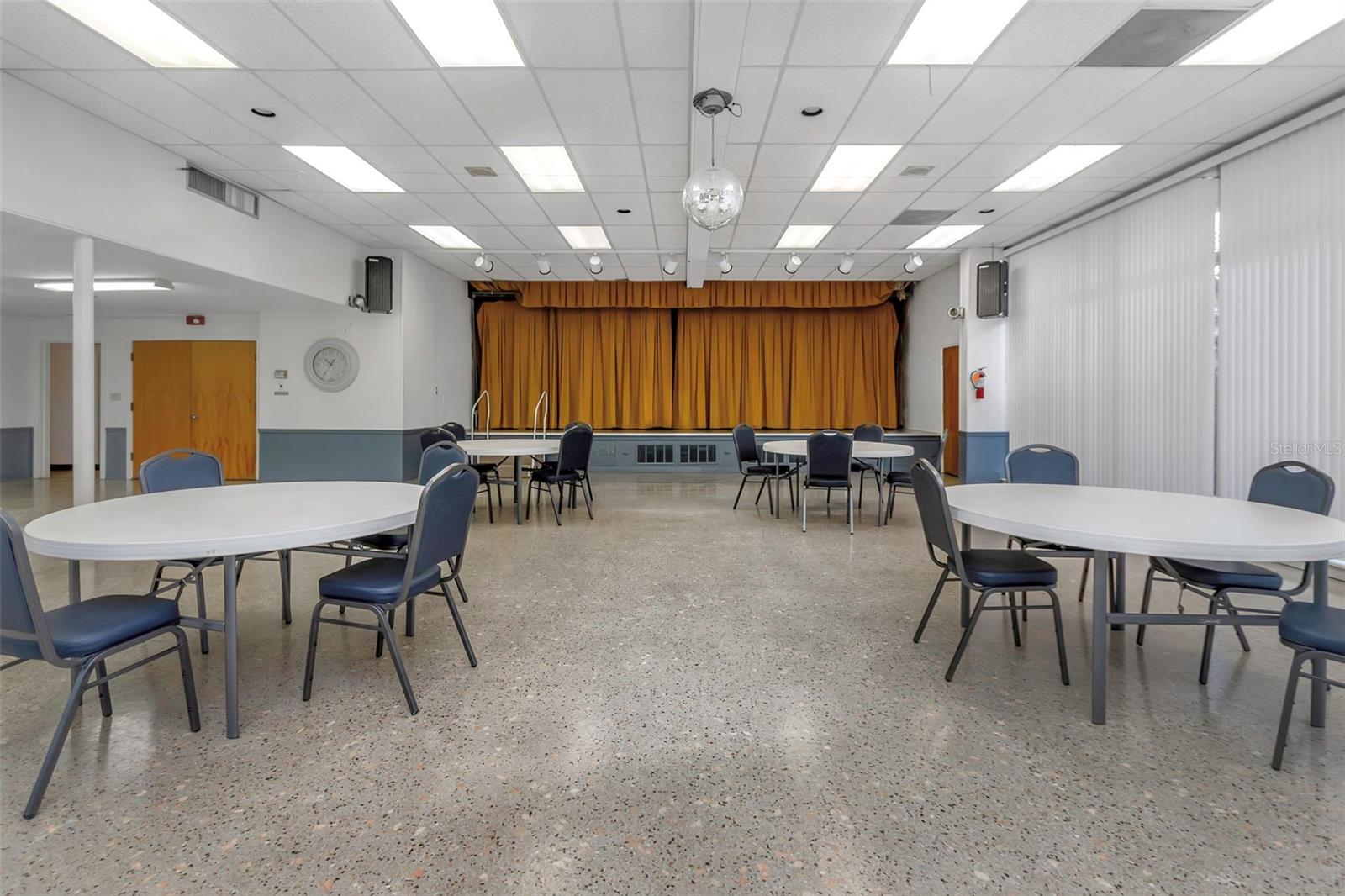 TB8409021 Property Photo