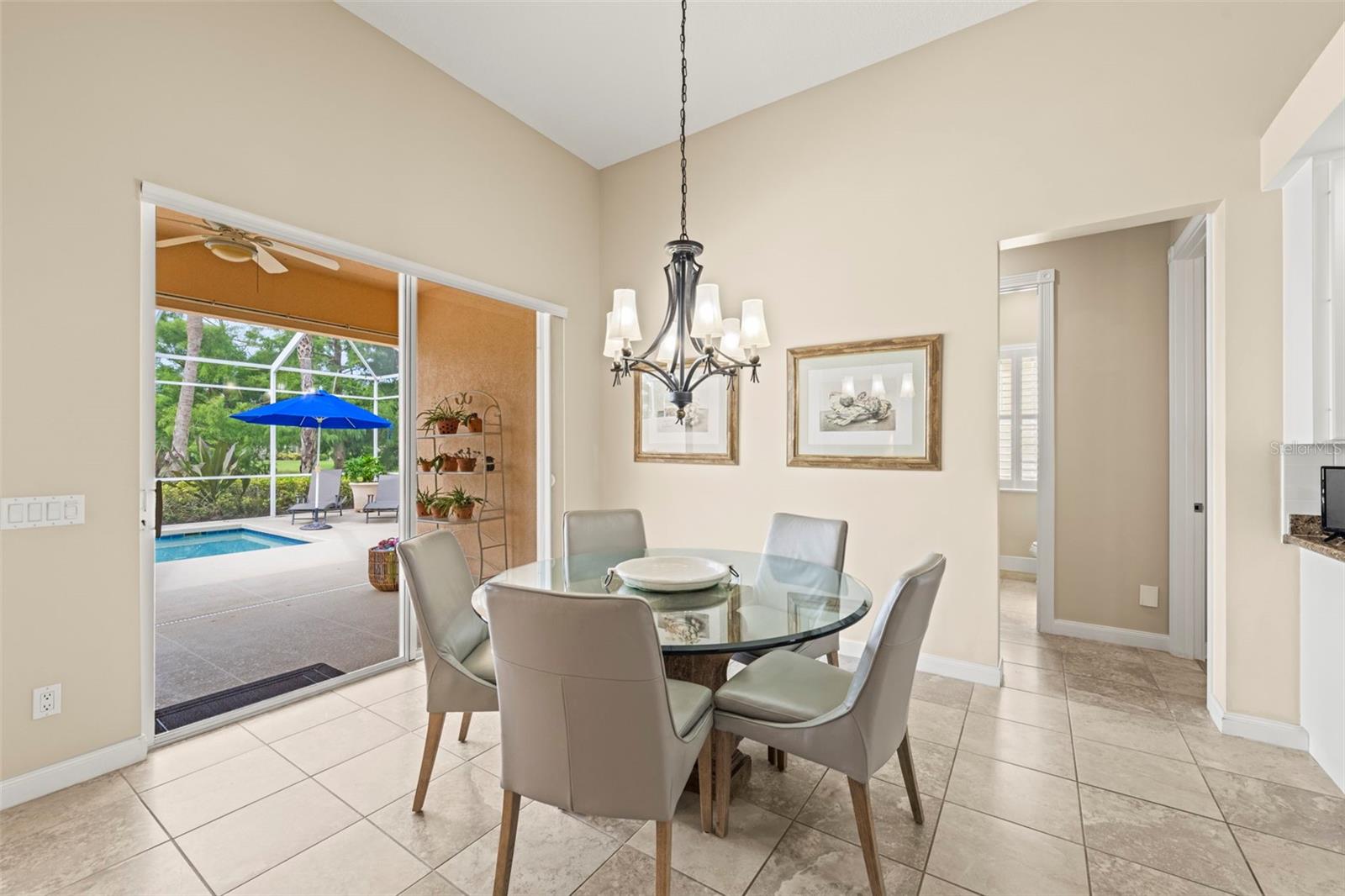 A4659412 Property Photo