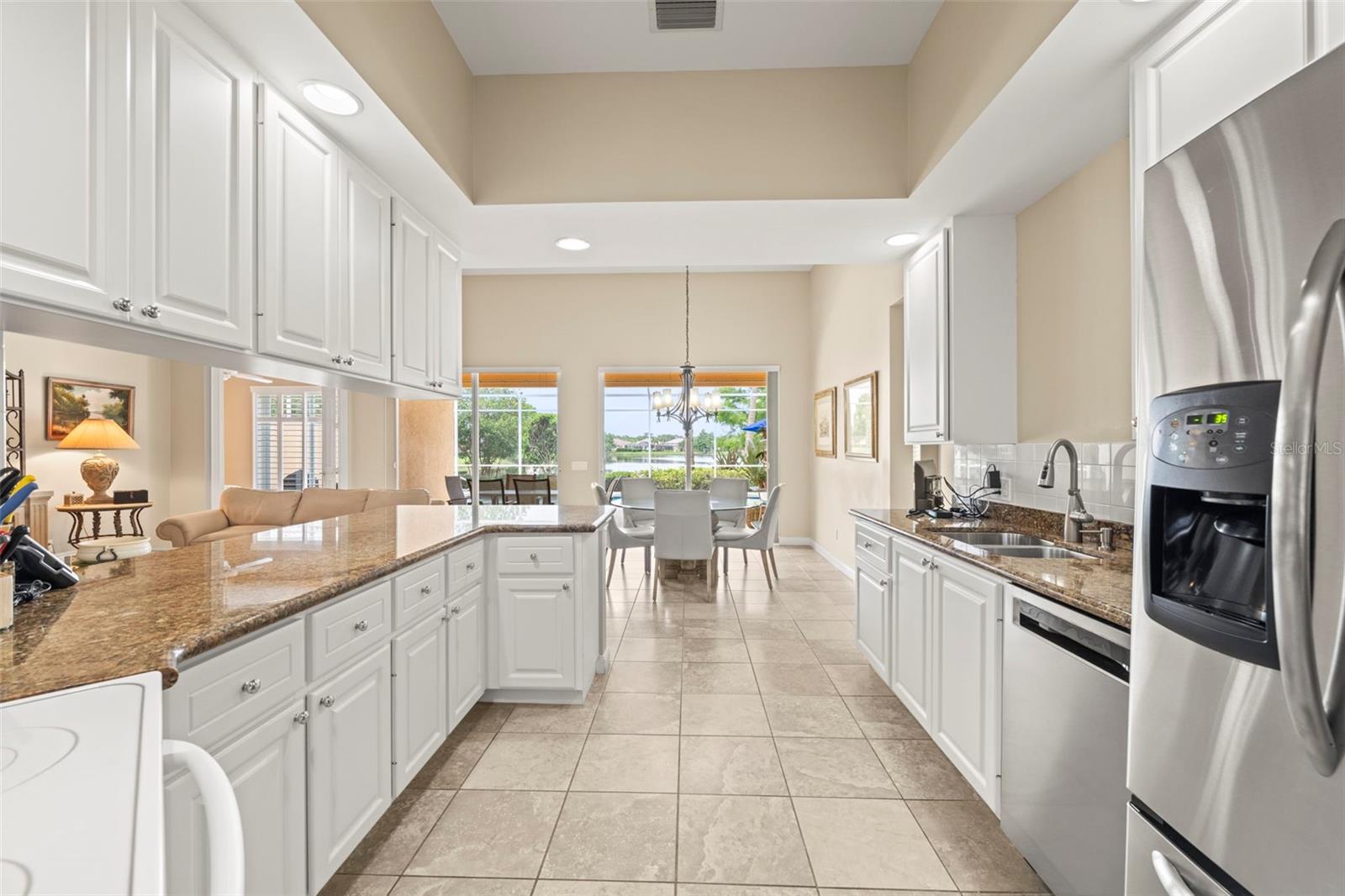 A4659412 Property Photo