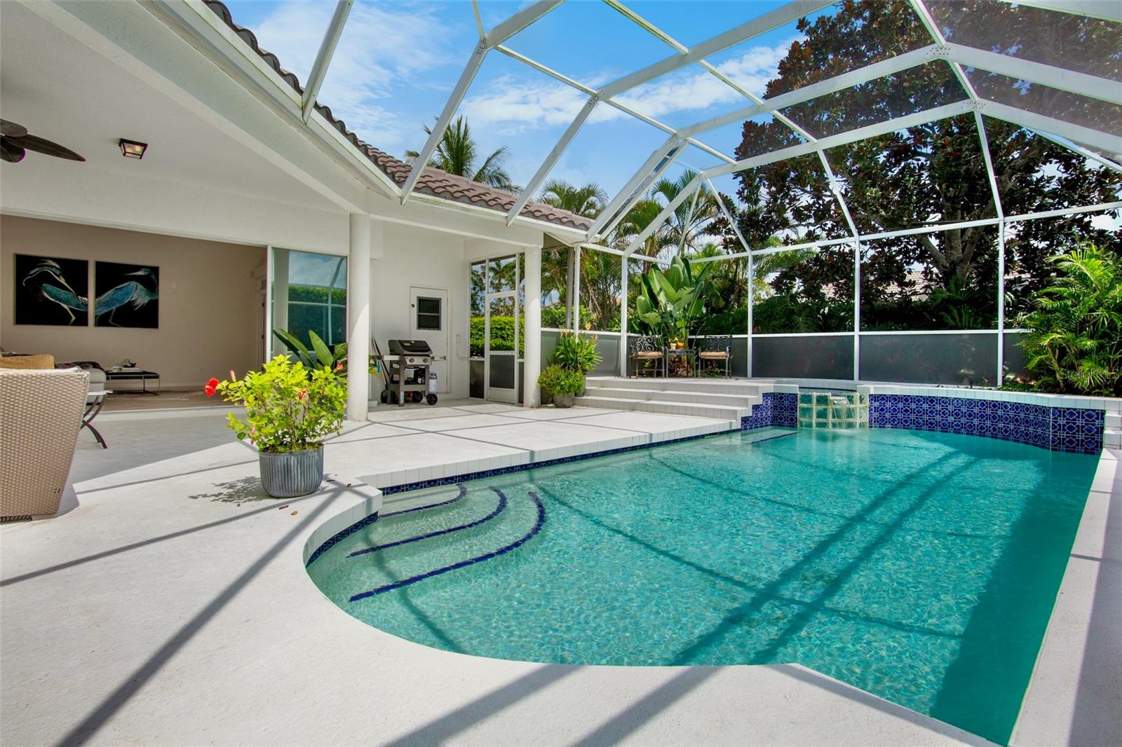 A4659417 Property Photo