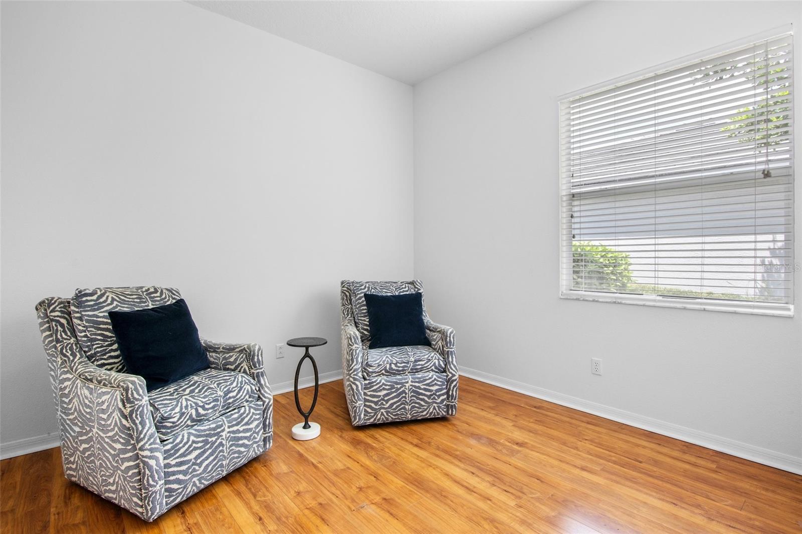 A4659417 Property Photo
