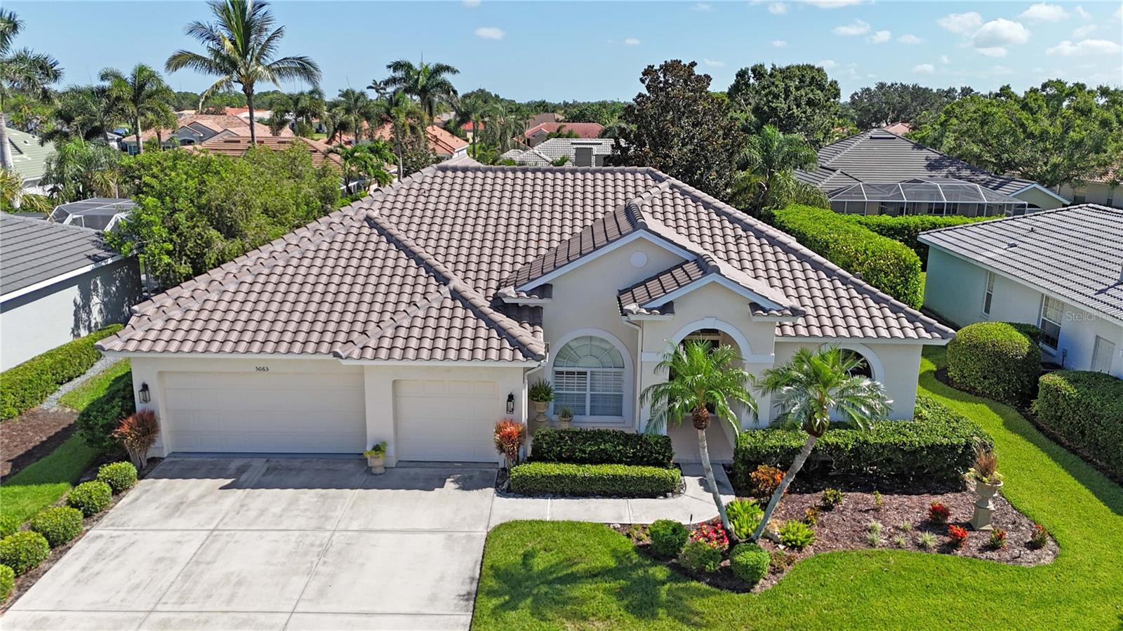 A4659417 Property Photo