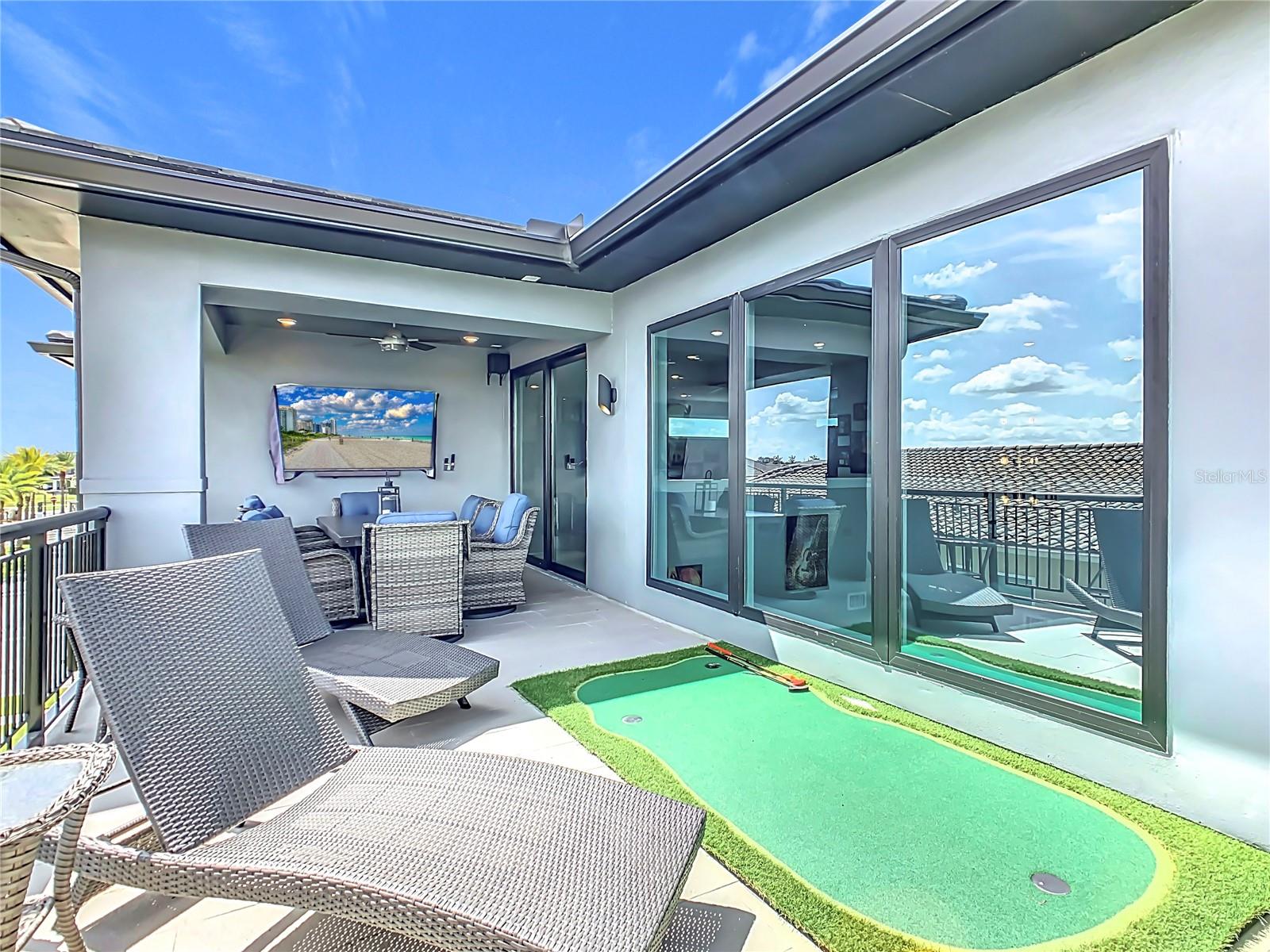 O6328697 Property Photo