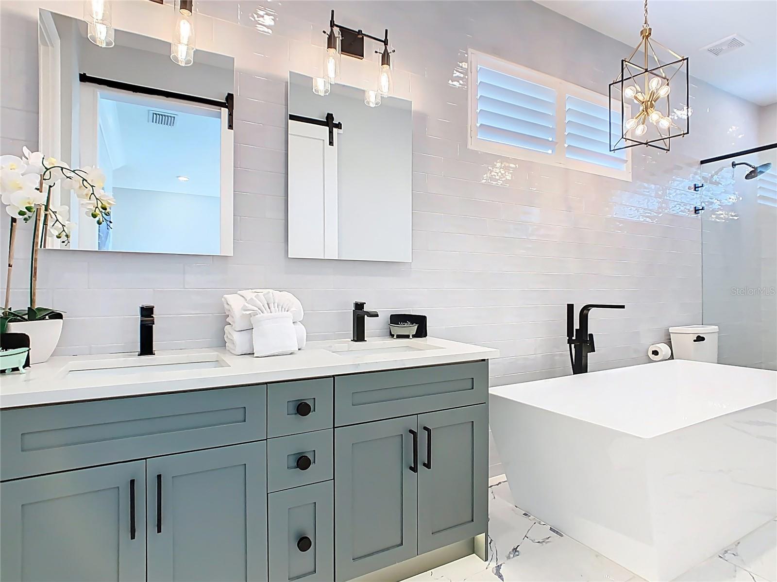 O6328697 Property Photo