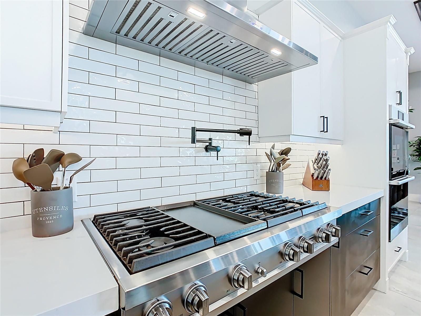 O6328697 Property Photo