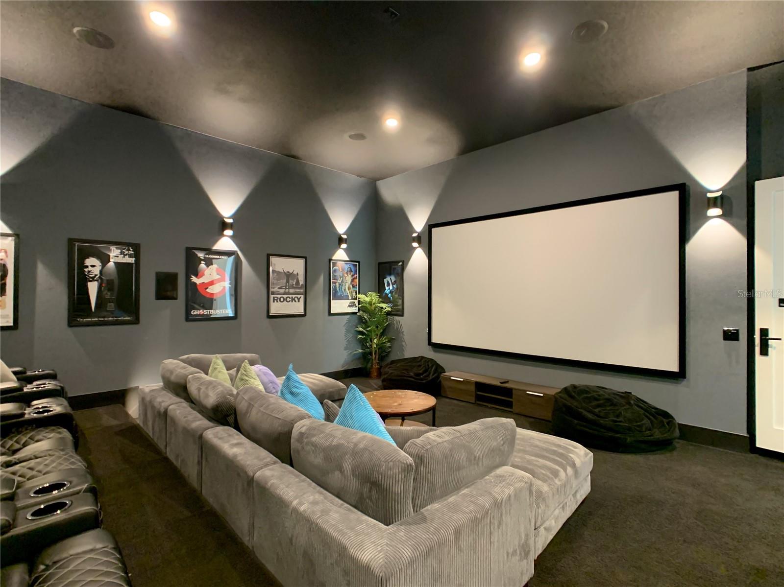 O6328697 Property Photo