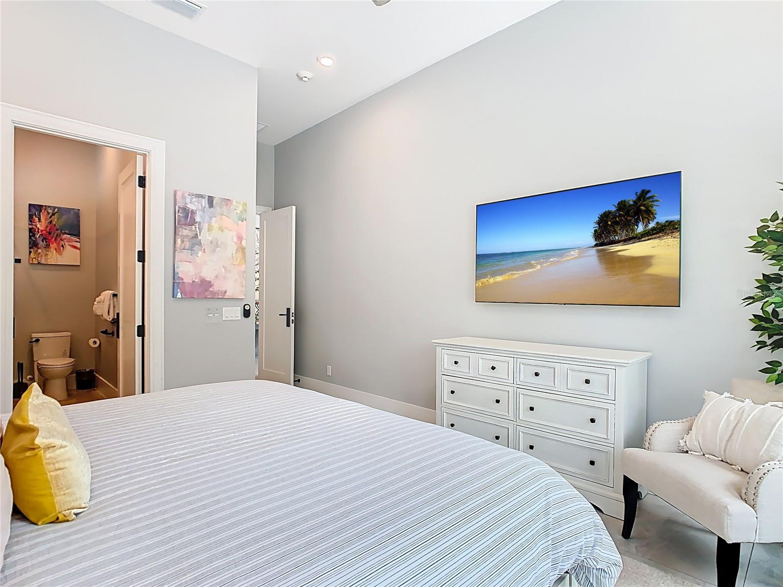 O6328697 Property Photo