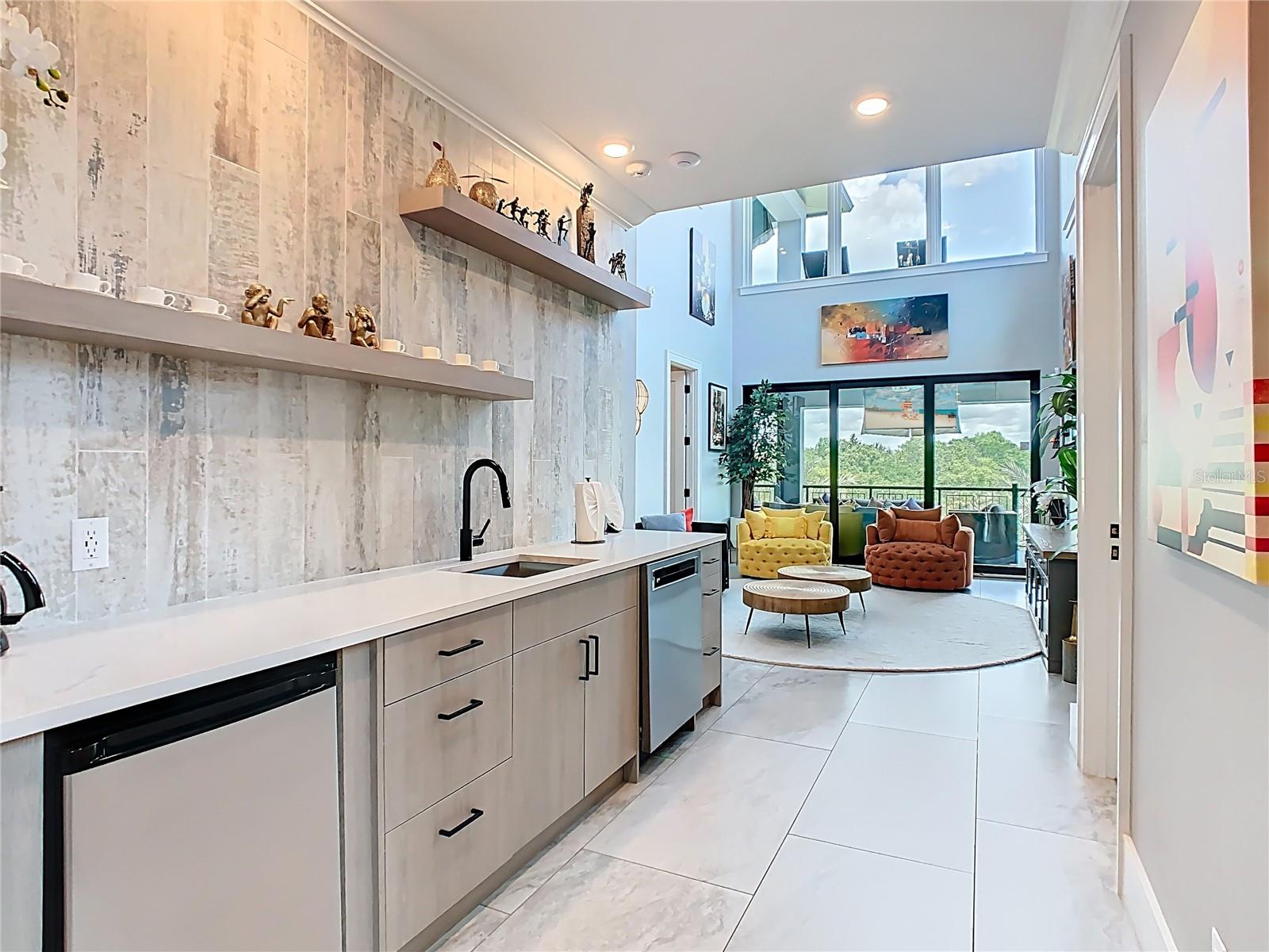 O6328697 Property Photo