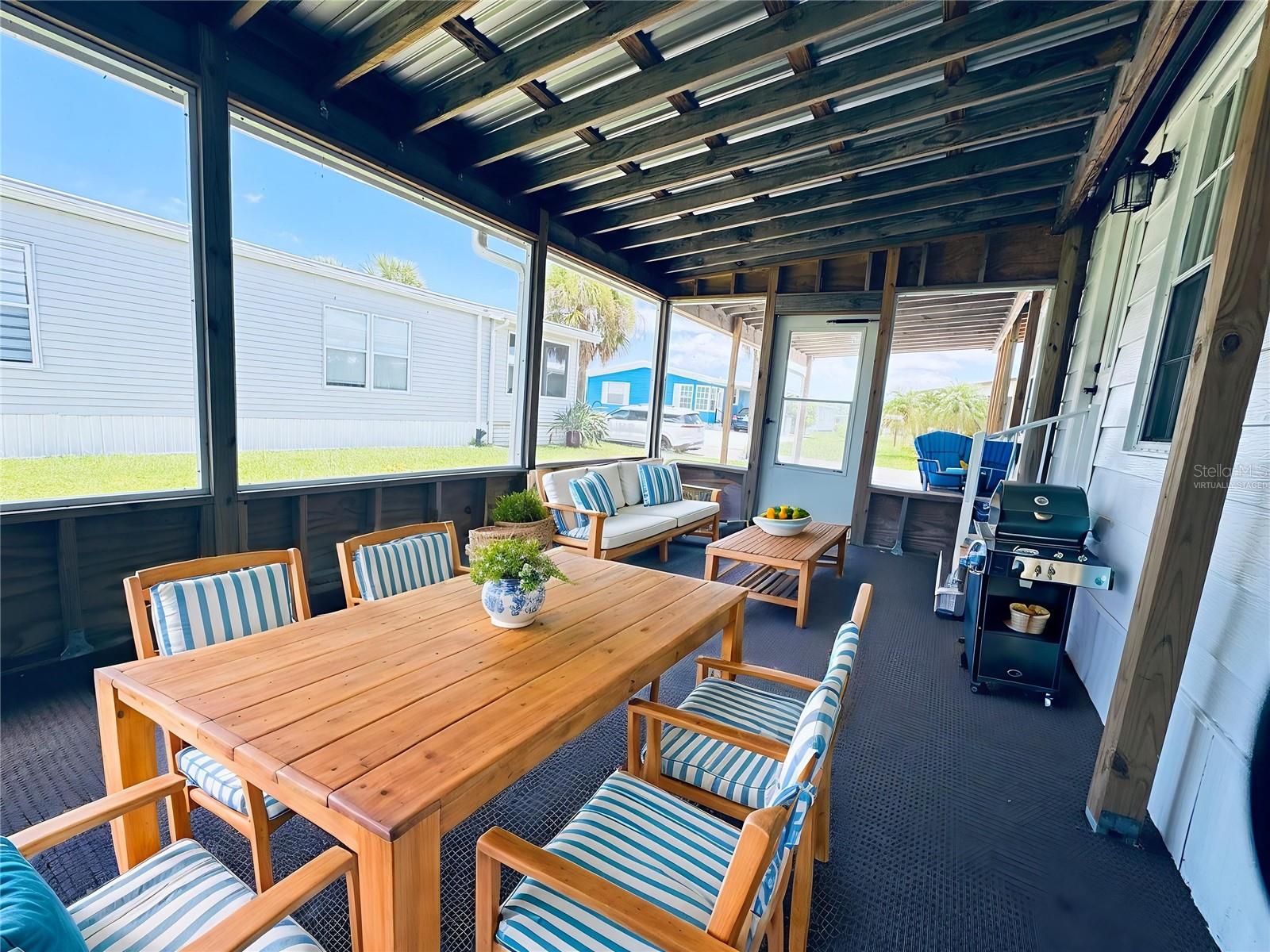 C7512607 Property Photo