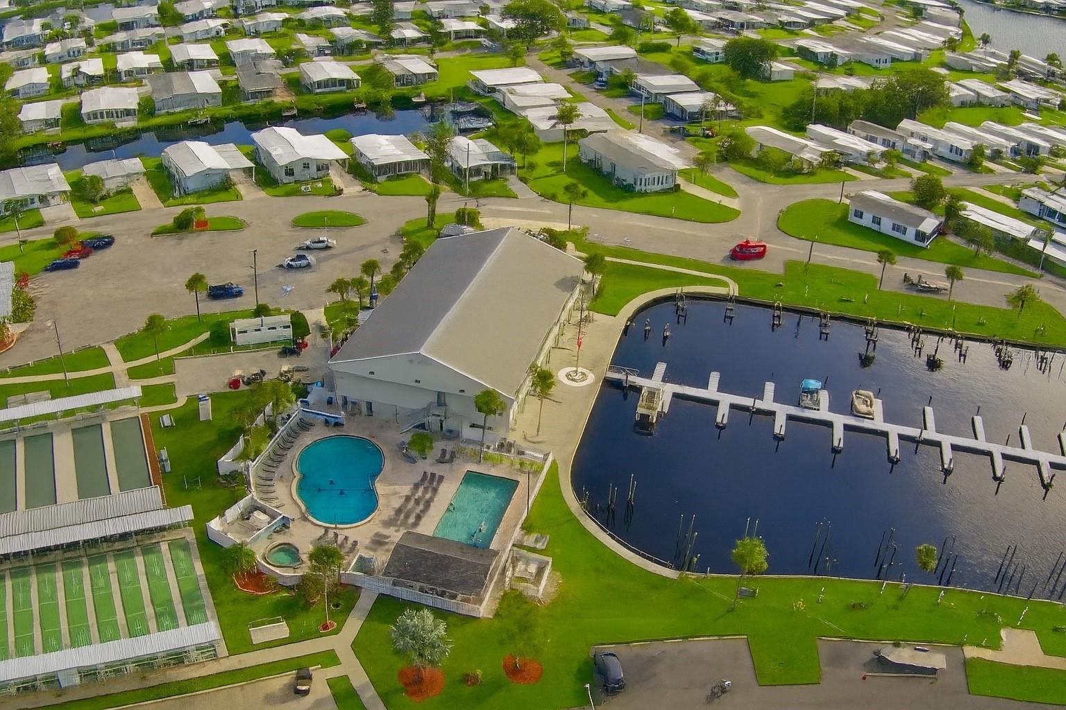 C7512607 Property Photo