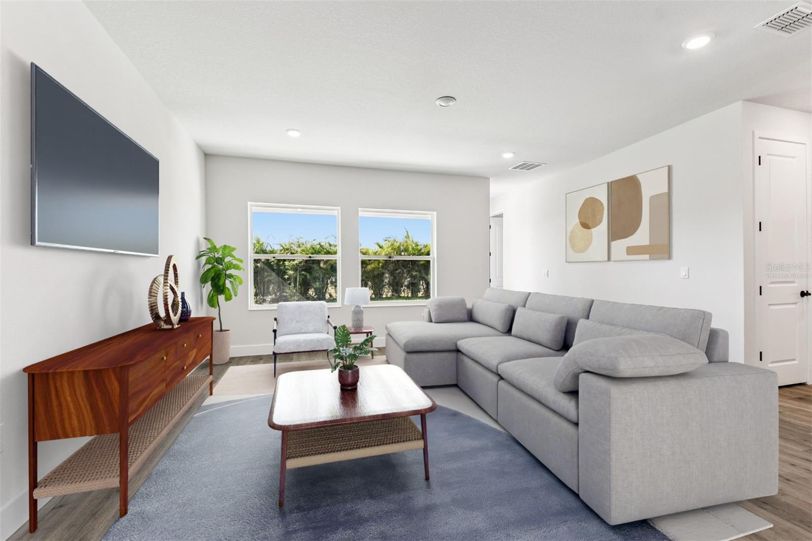 Family Room **Virtually Staged