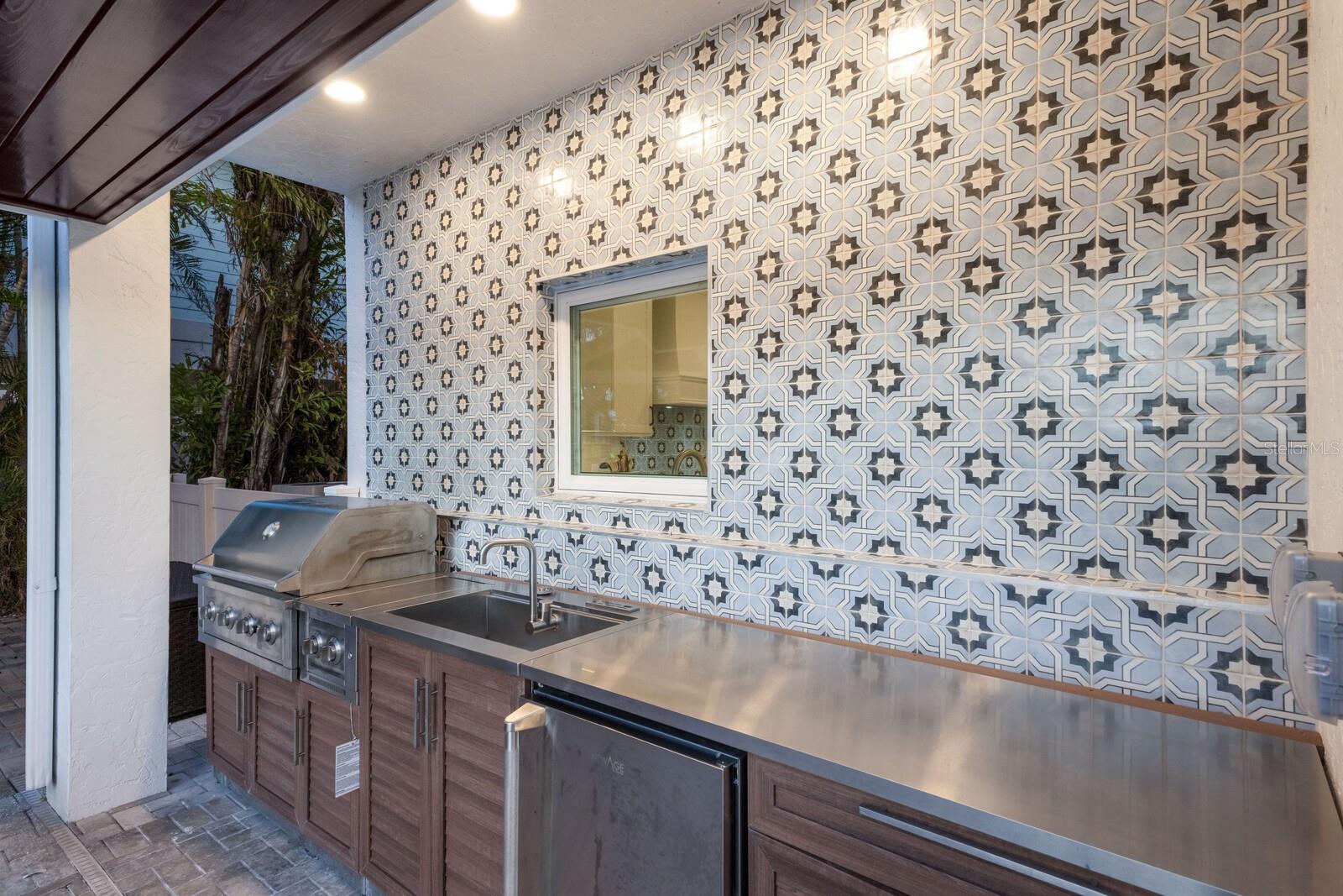 A4659522 Property Photo