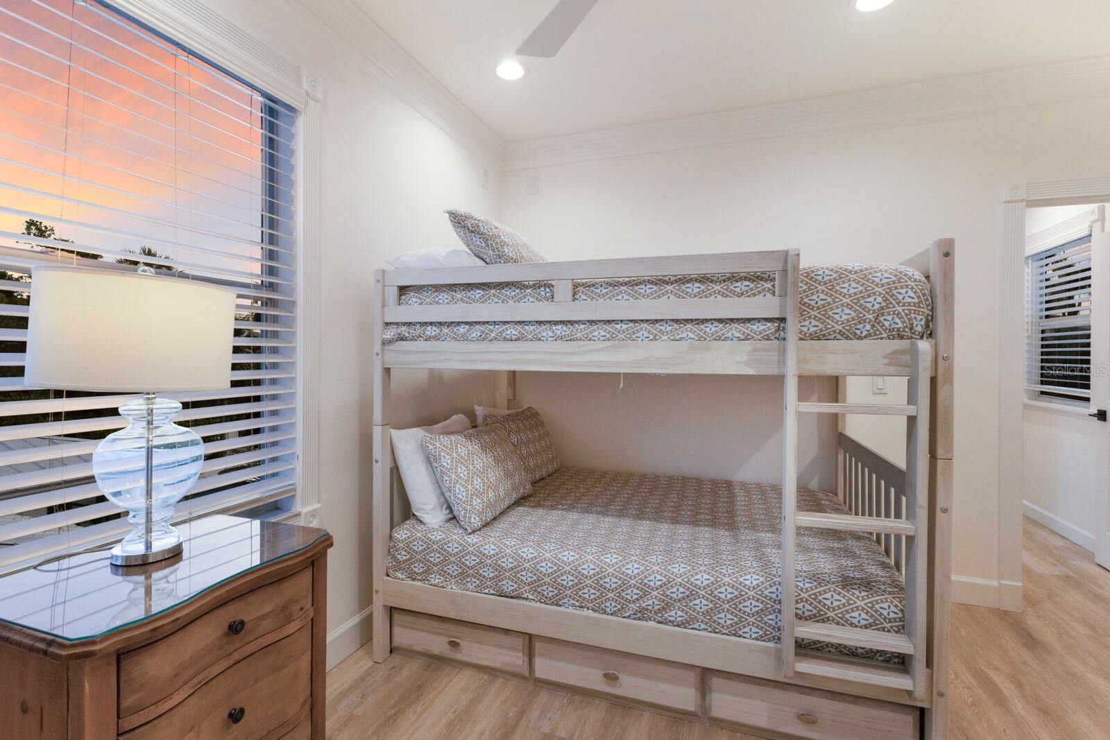 A4659522 Property Photo