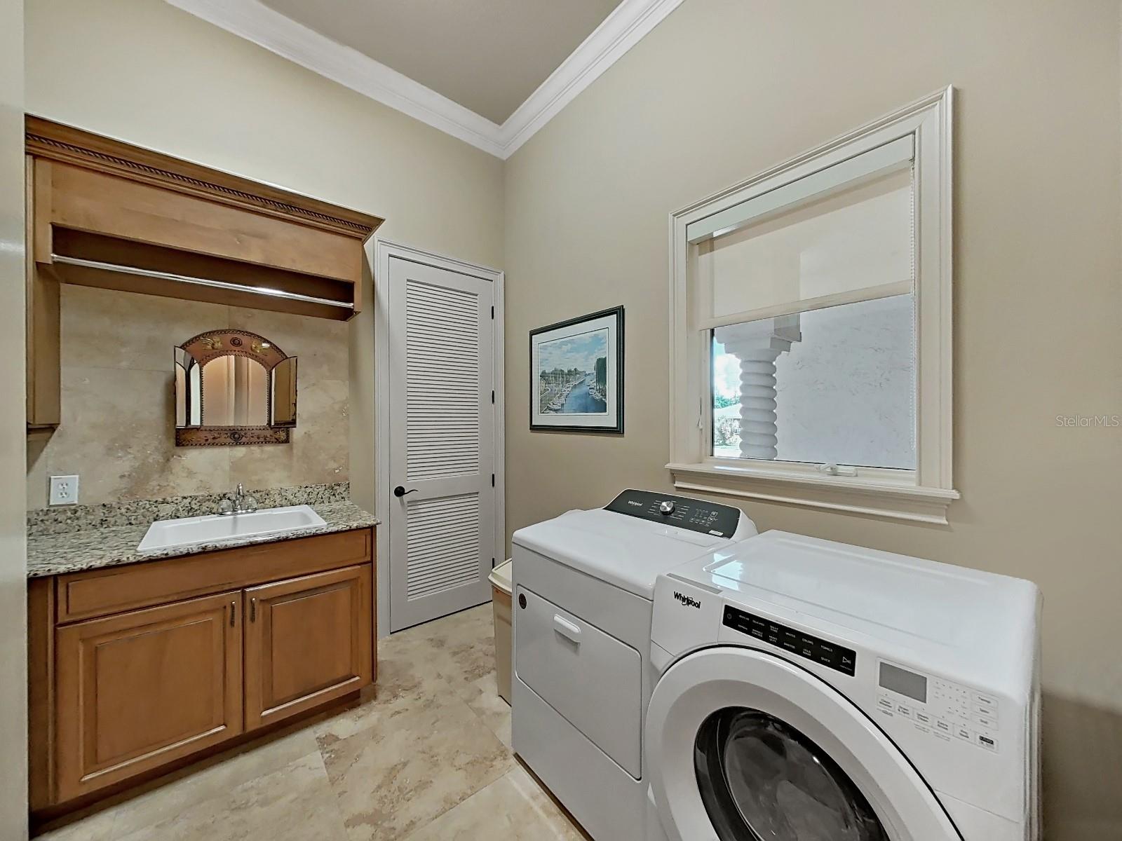 TB8409397 Property Photo