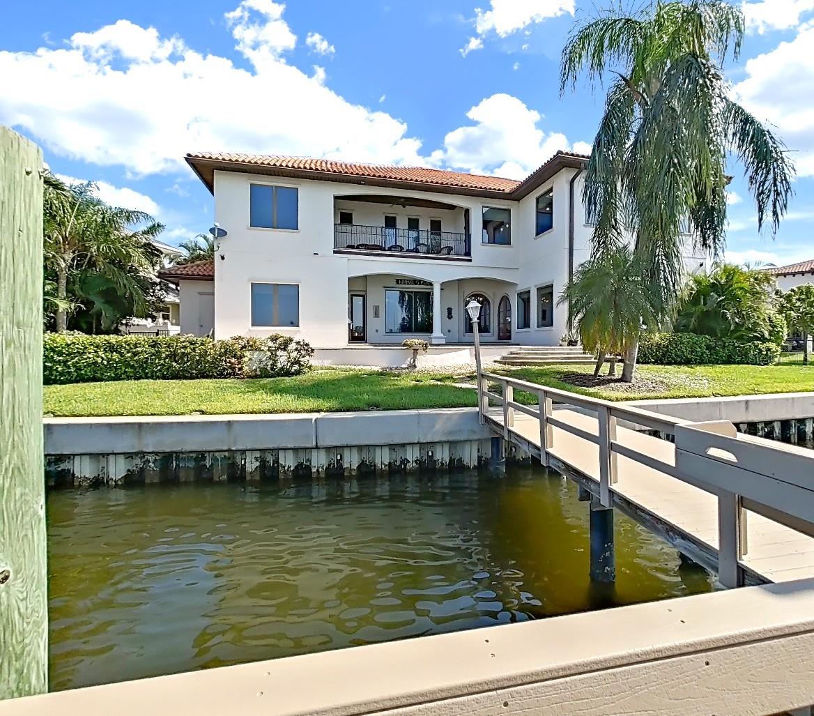 TB8409397 Property Photo