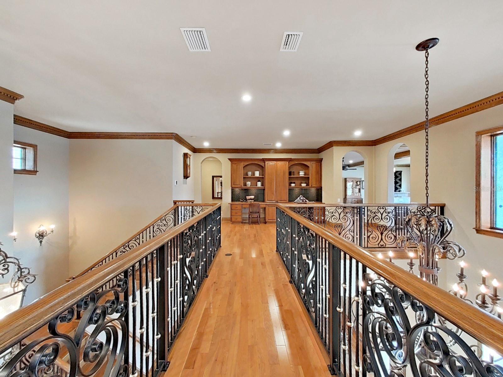 TB8409397 Property Photo