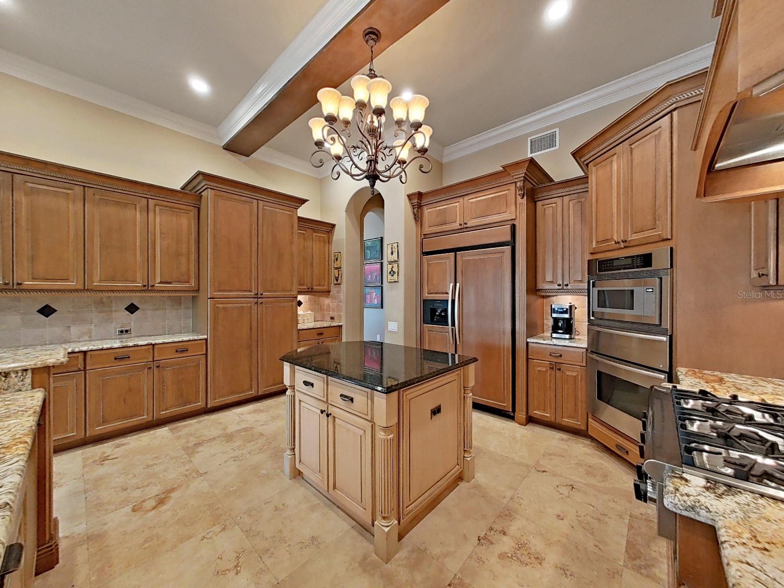 TB8409397 Property Photo