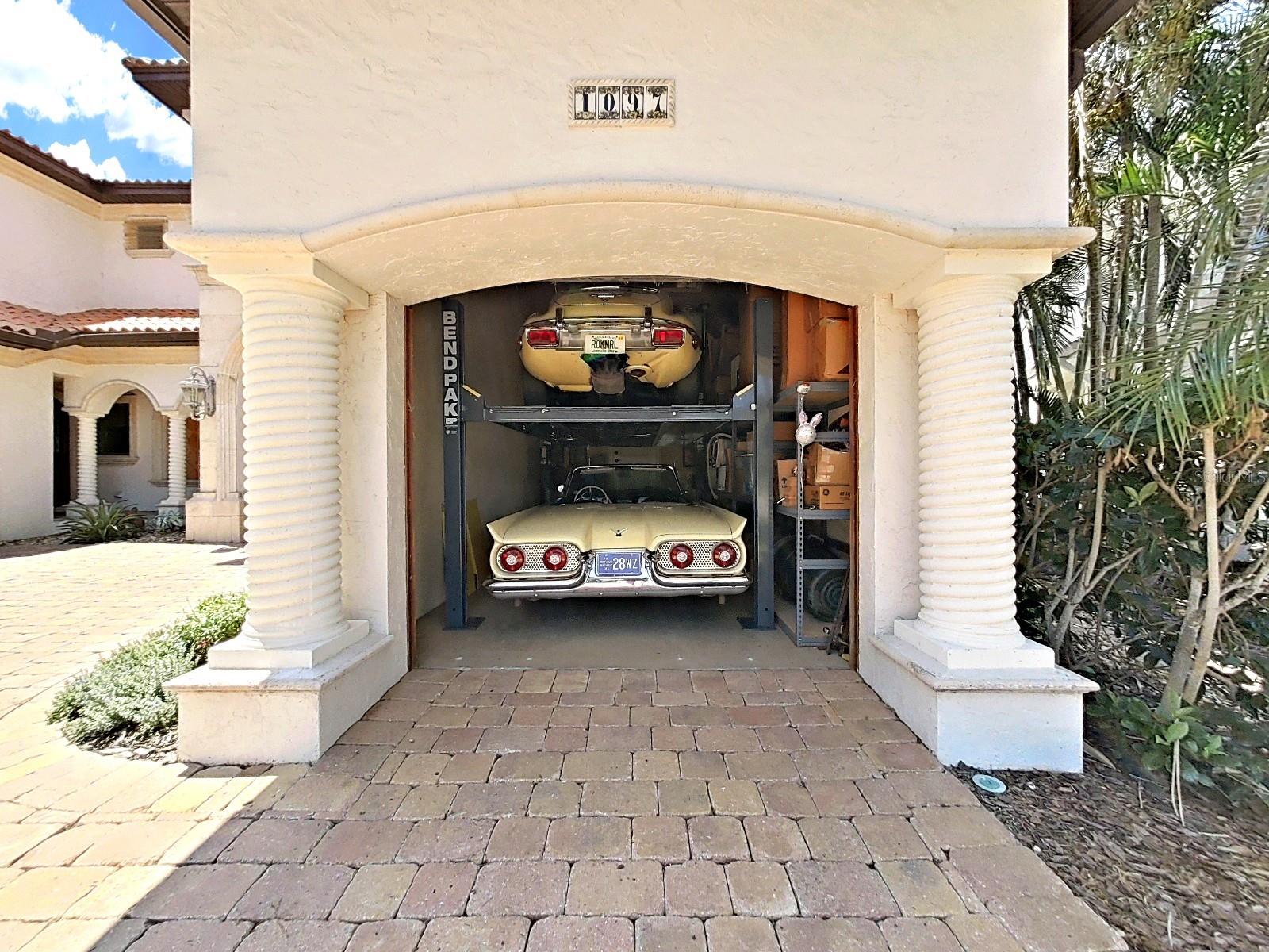 TB8409397 Property Photo